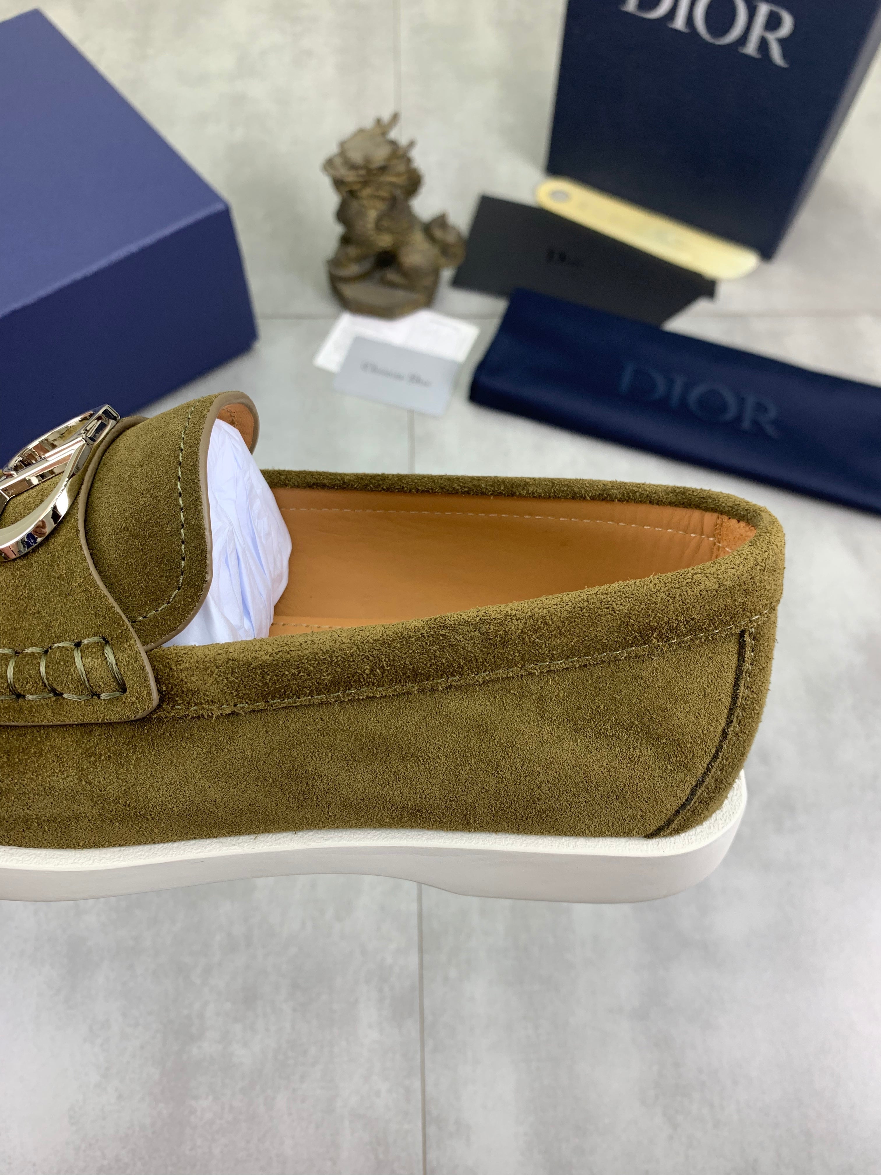 CD Loafer Olive Green Suede 646589