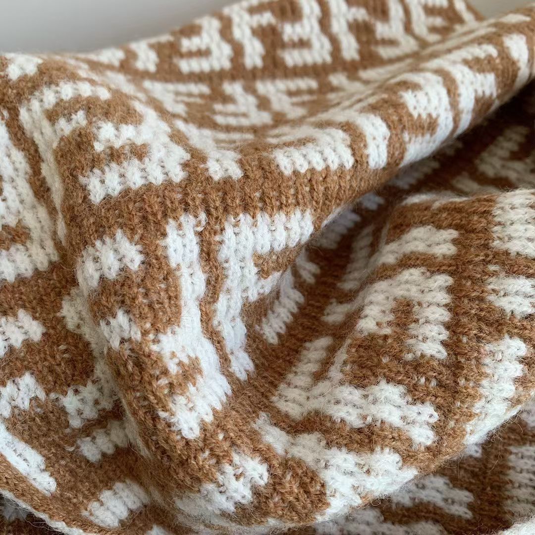 FF Jacquard 180CM Scarf Light Brown White Wool 104534