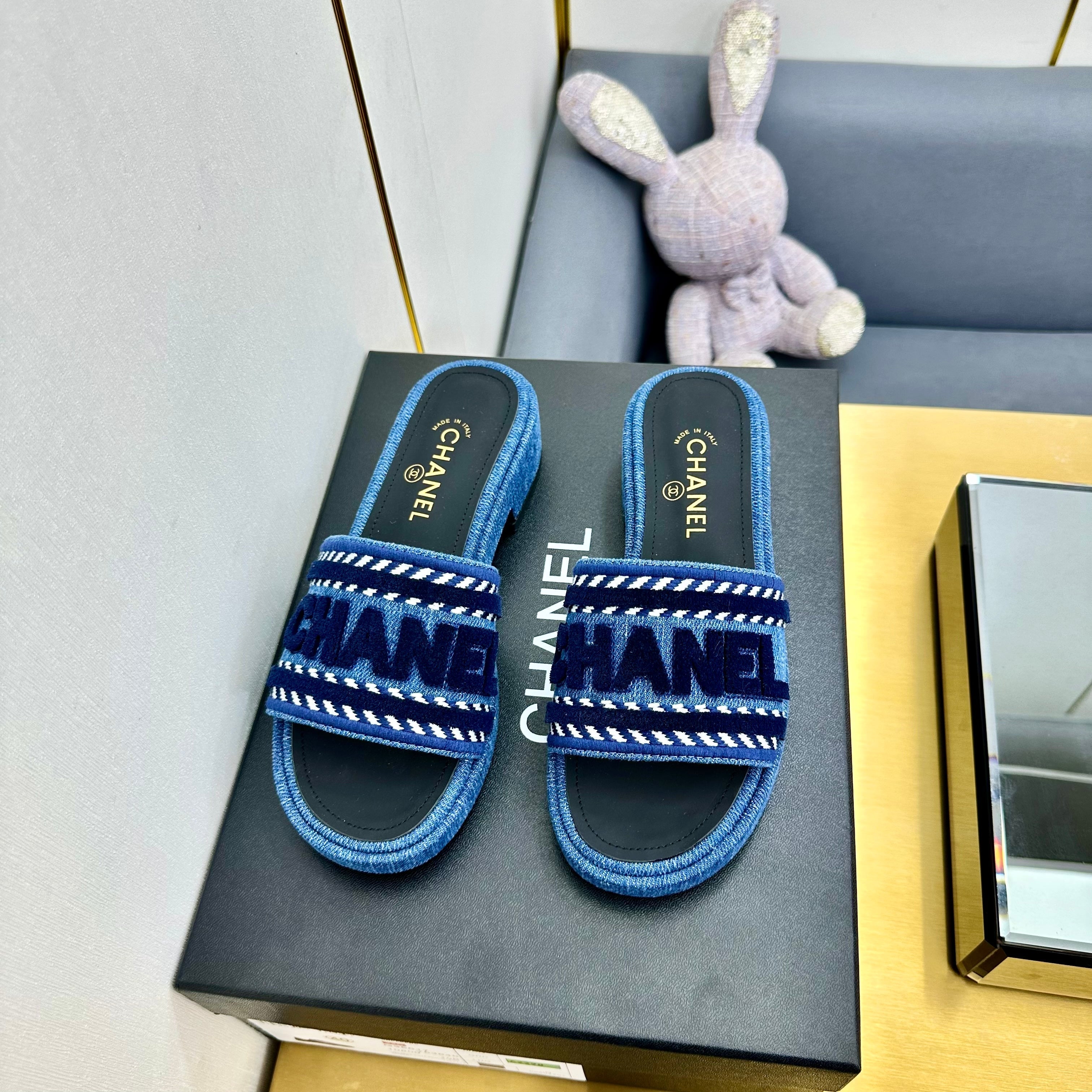 CC25 Denim Slippers Blue Sheepskin 297656