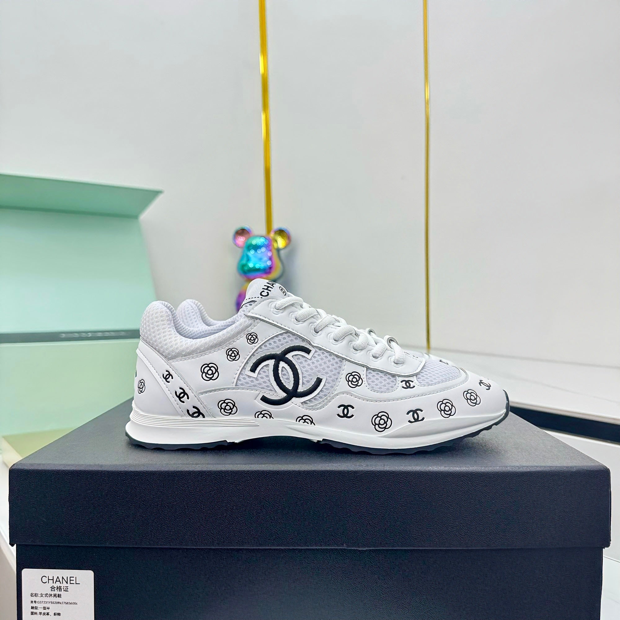 CC 25 Sneaker White Cowhide 331211