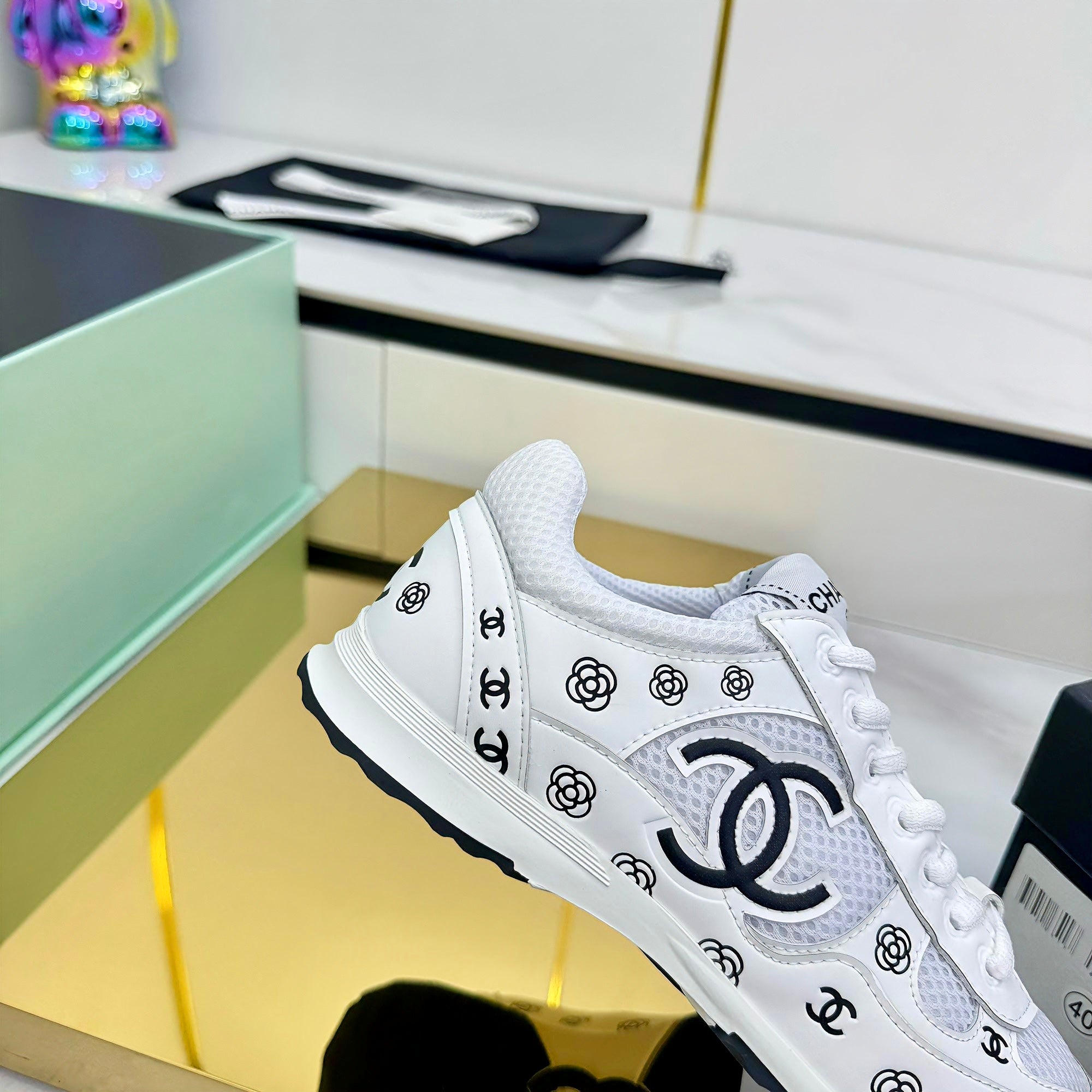 CC 25 Sneaker White Cowhide 331211