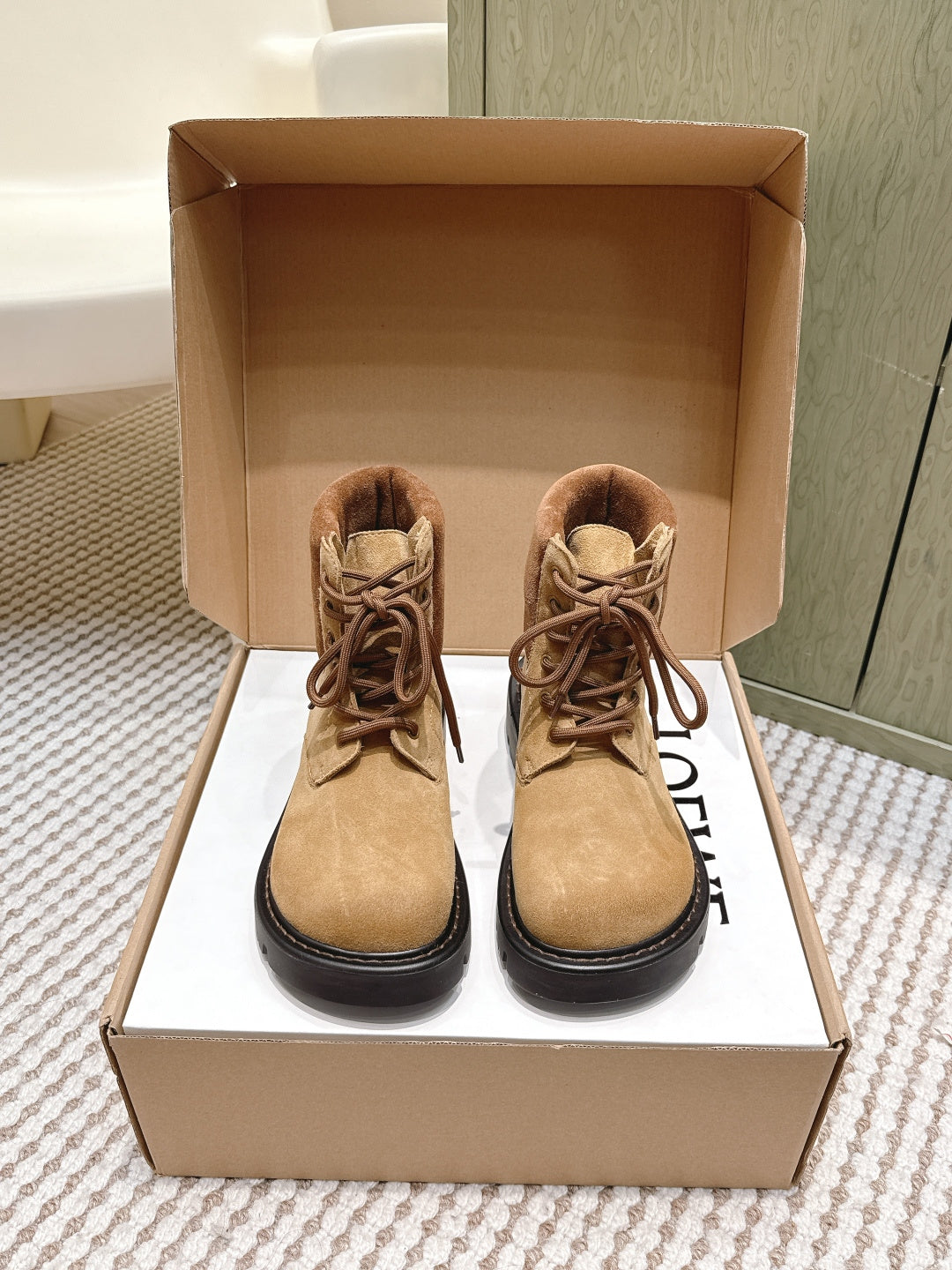 Loewe 2025 Sierra Ankle Boot Tan Black Suede  556050