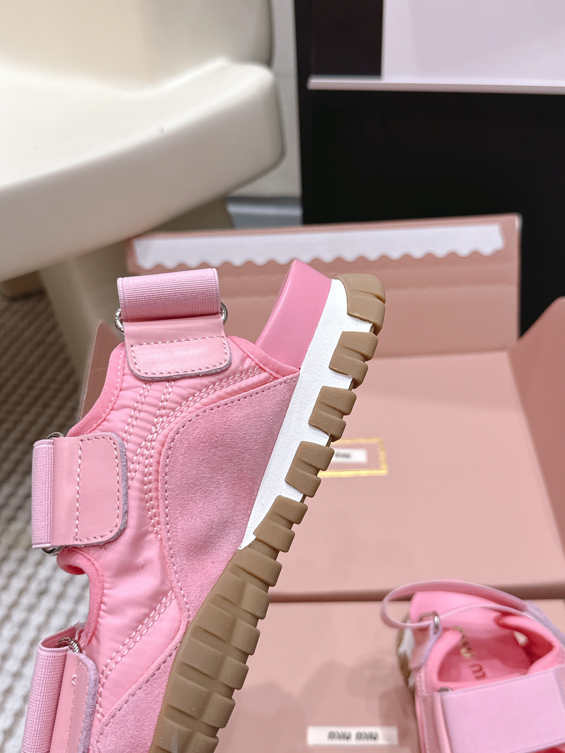 MIU 26 Platform Sandals Pink Leather 632333
