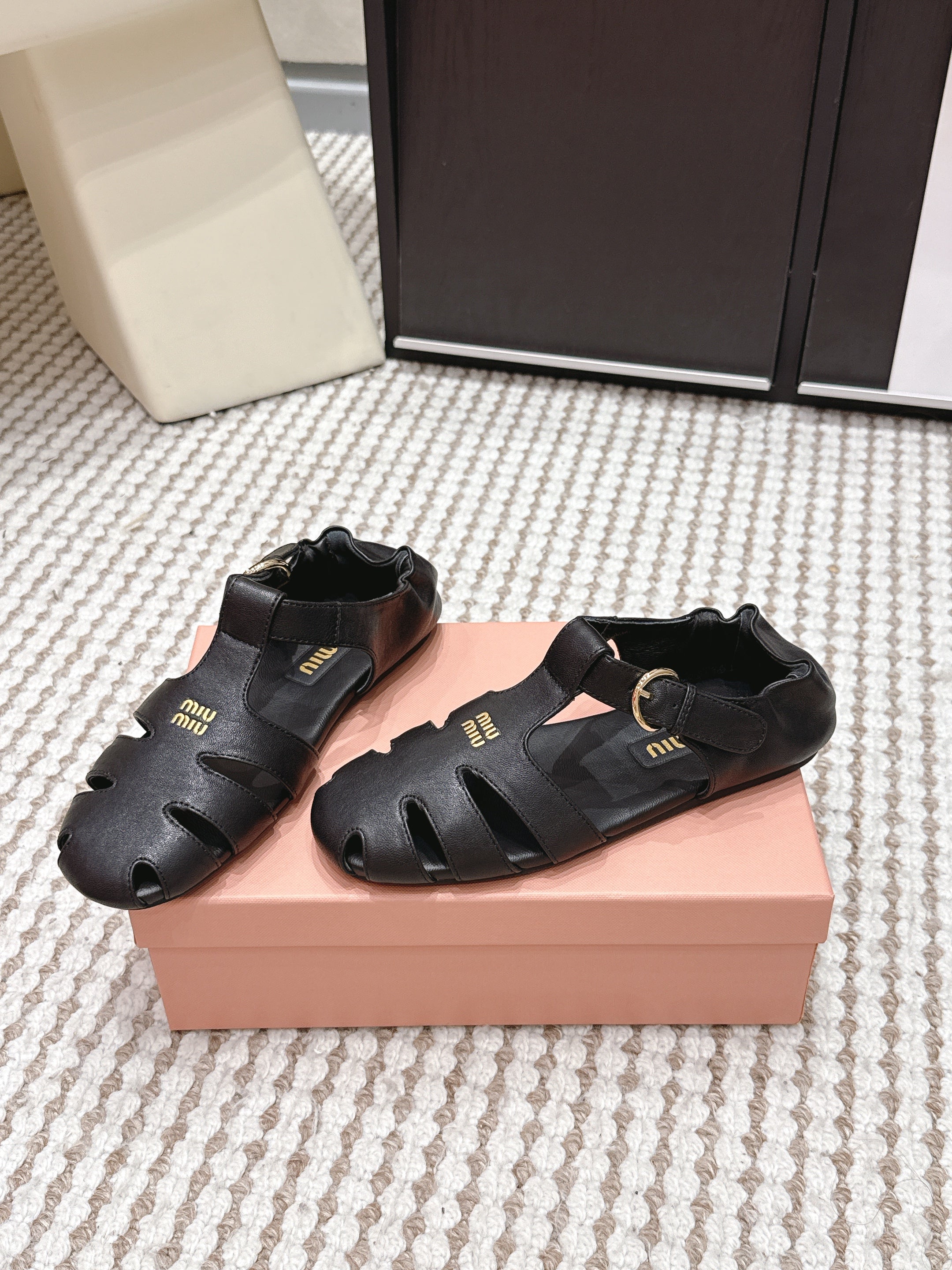 MIU 26 Roman Sandals Black Leather 632325