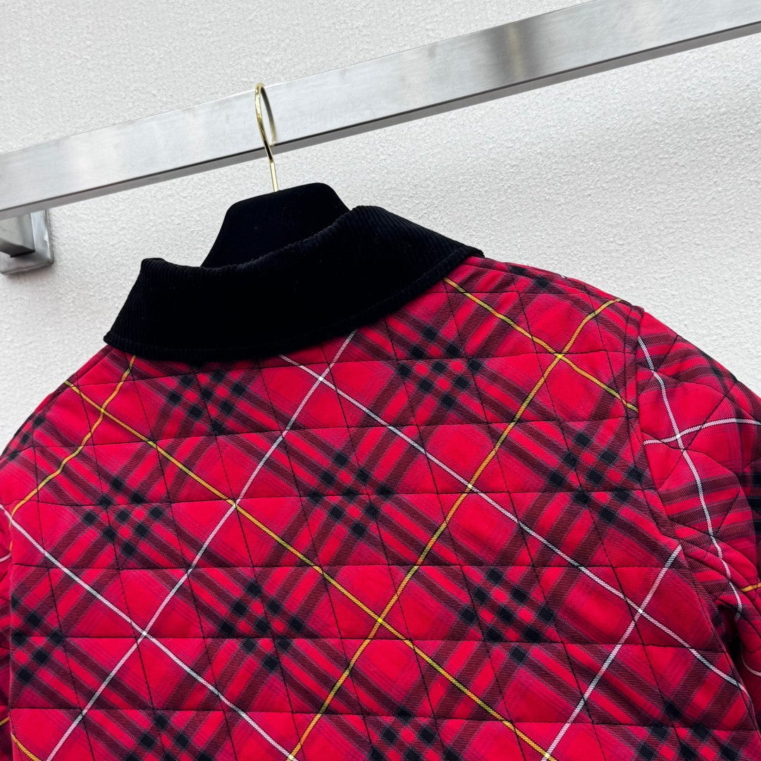 Burberry 25 Quilted Cropped Jacket Red Black Cotton