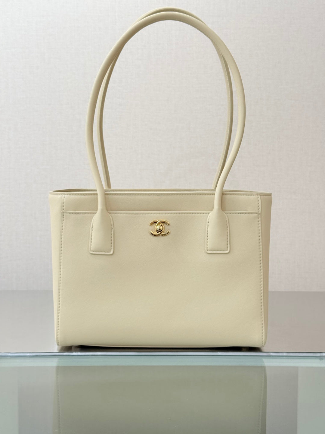 Chanel 2026 Archetype Small Shopping Tote Bag 28cm Smooth Cowhide 407725