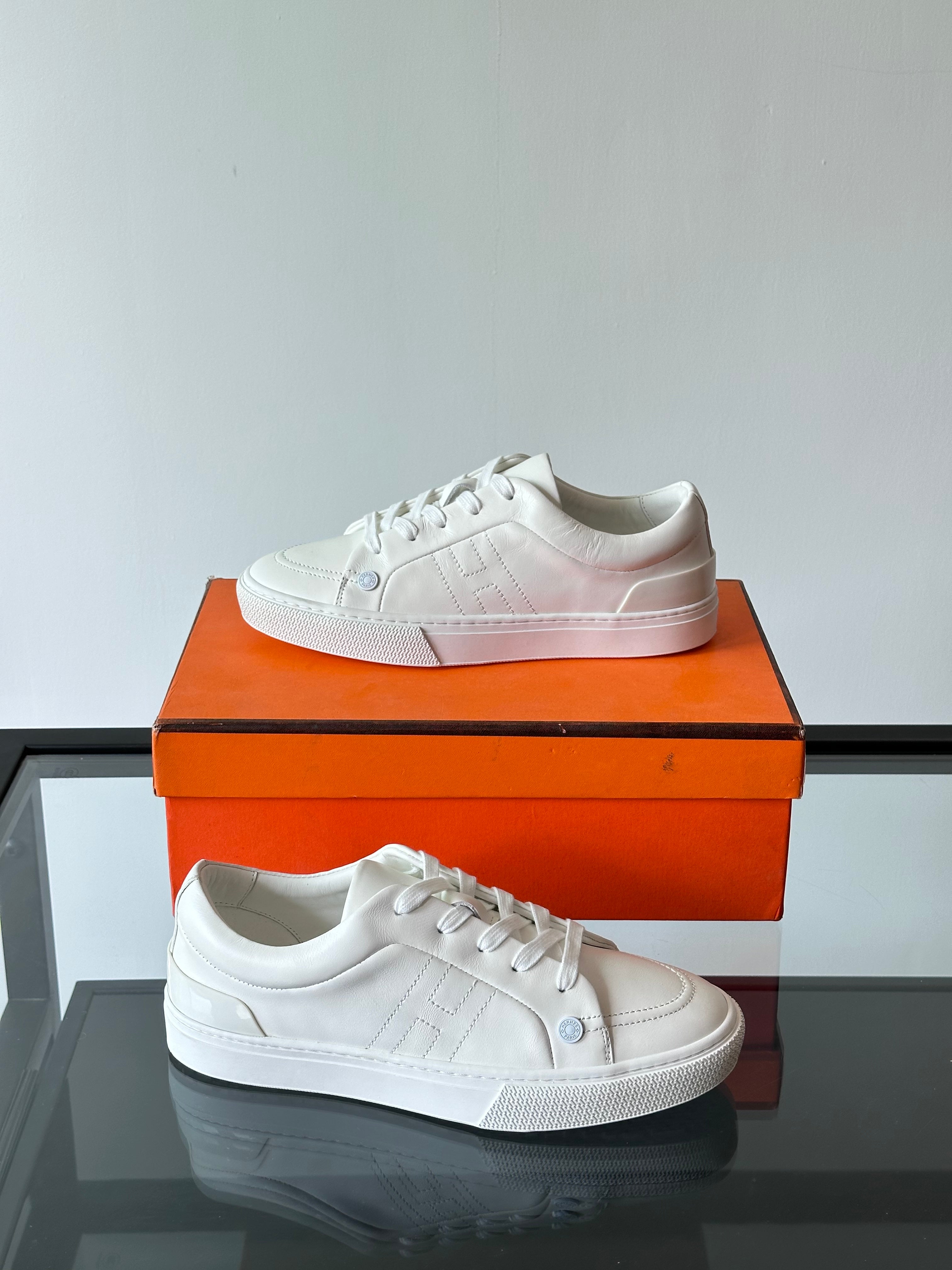 HM Sneaker White Calfskin 523027