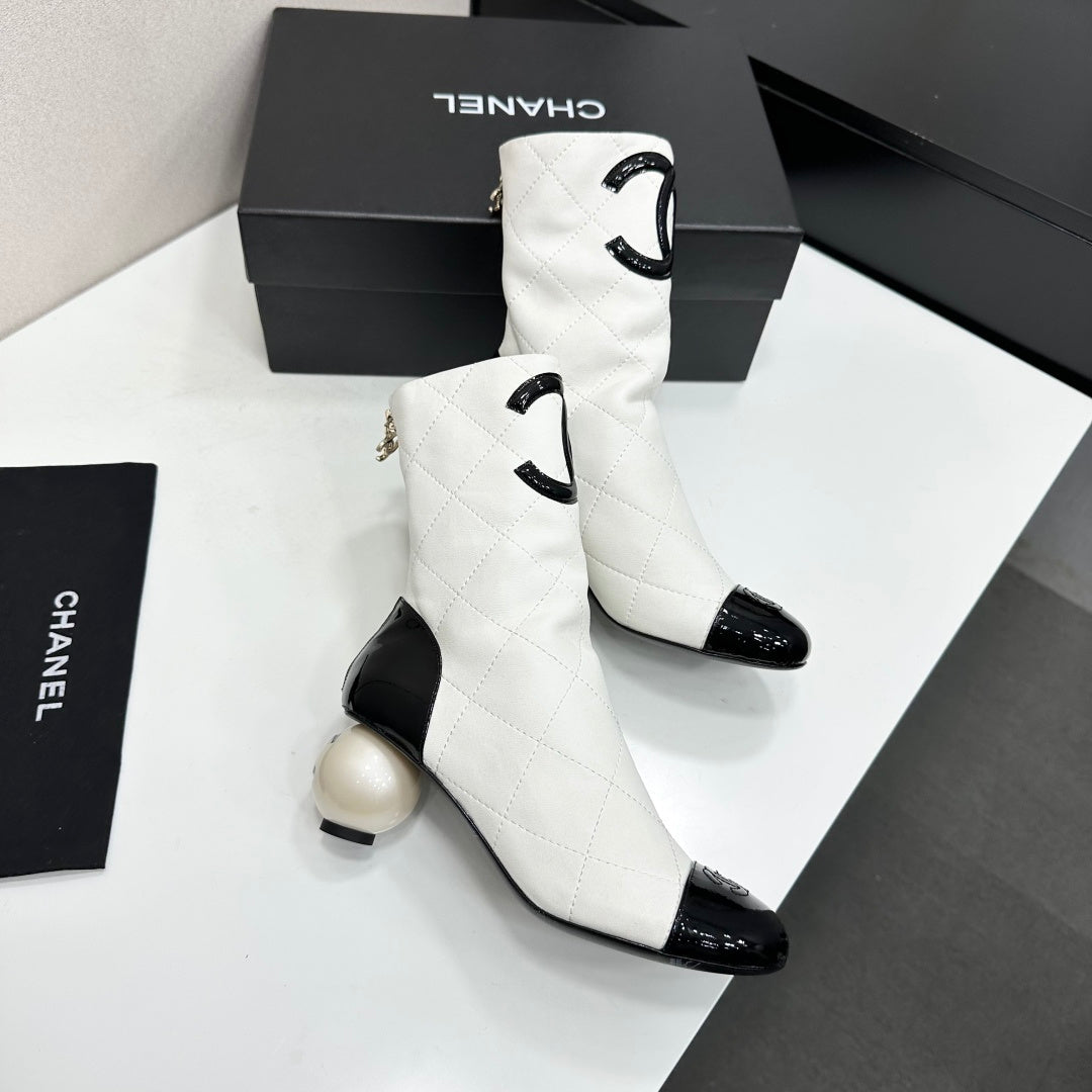 Chanel 2026 Double C Pearl Boots 50mm Cowhide 986142