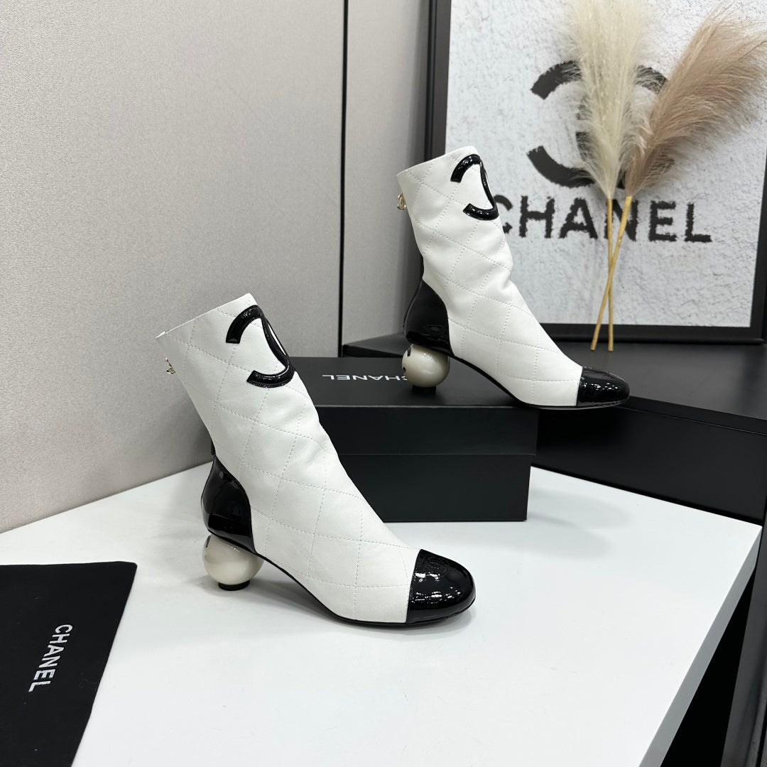 Chanel 2026 Double C Pearl Boots 50mm Cowhide 986142