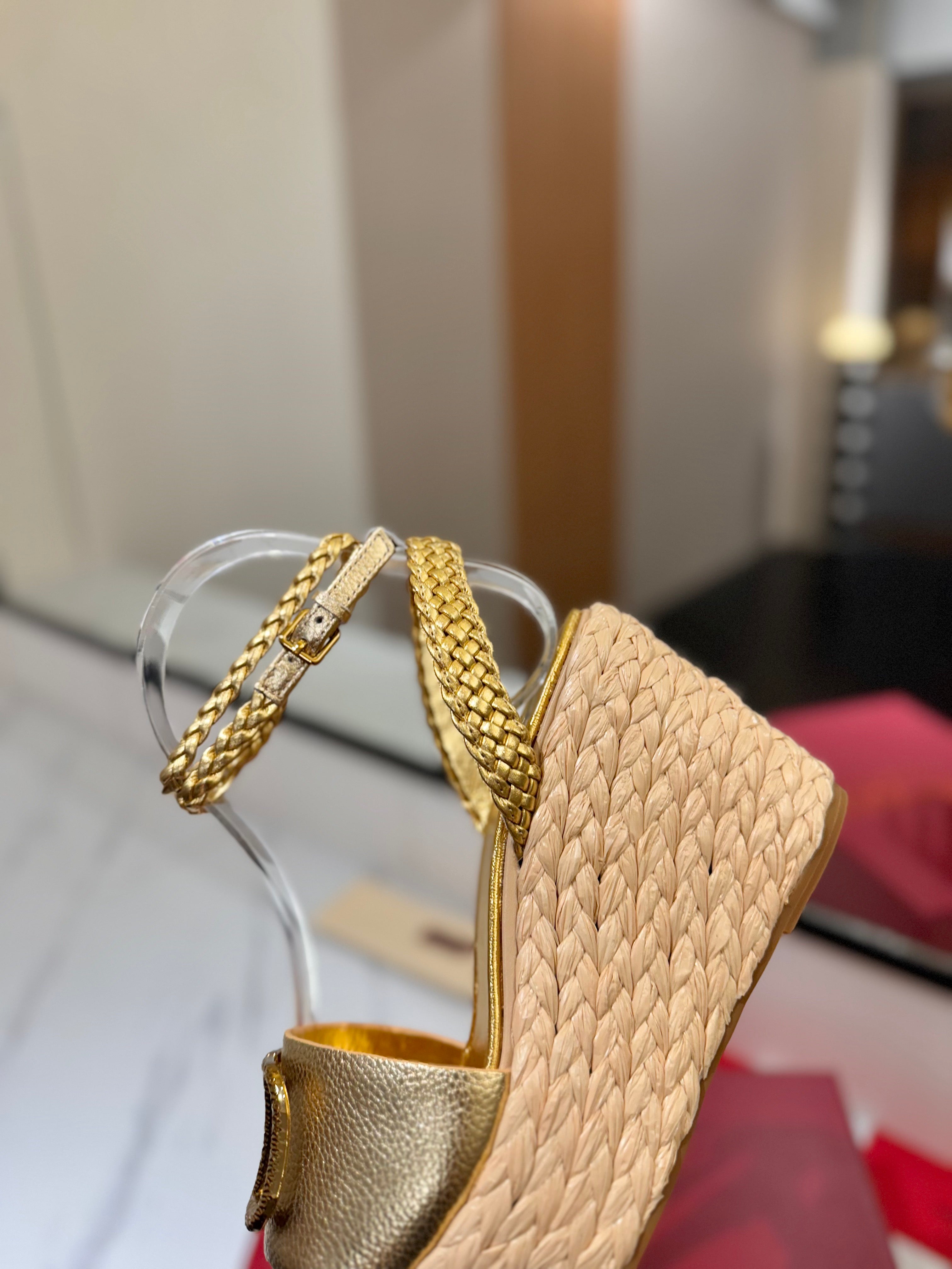 VT Espadrilles Platform Sandals Gold Calfskin