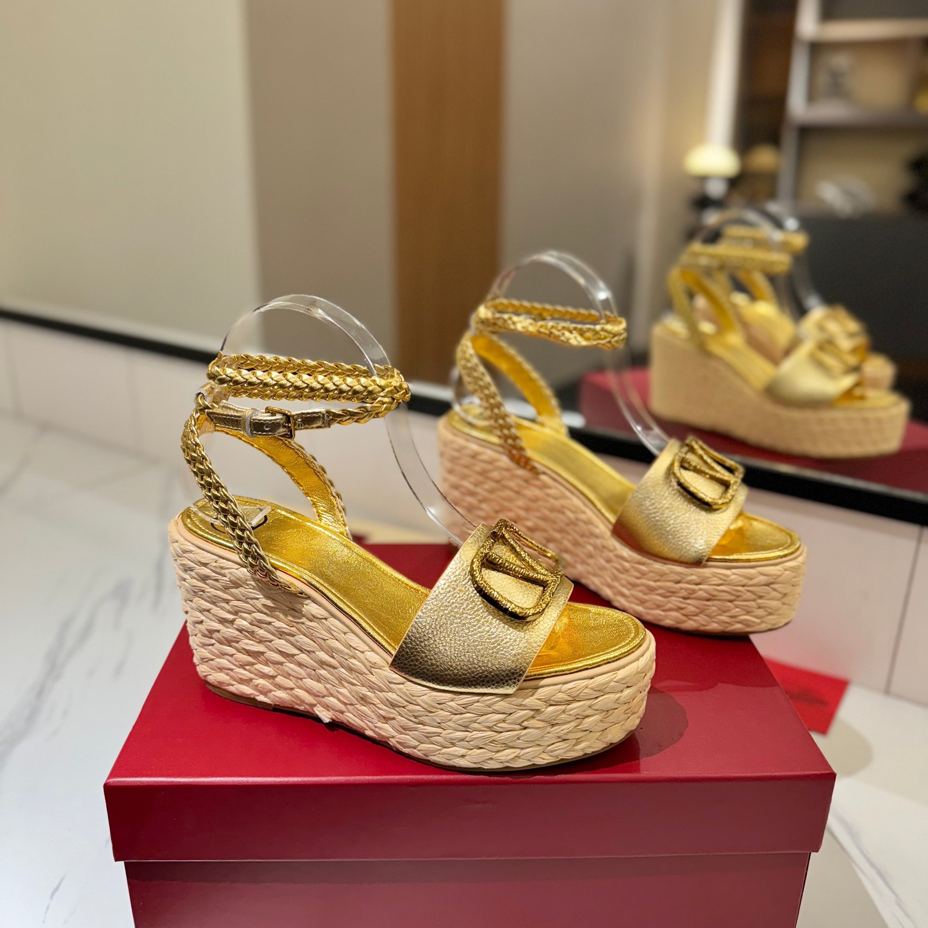 VT Espadrilles Platform Sandals Gold Calfskin