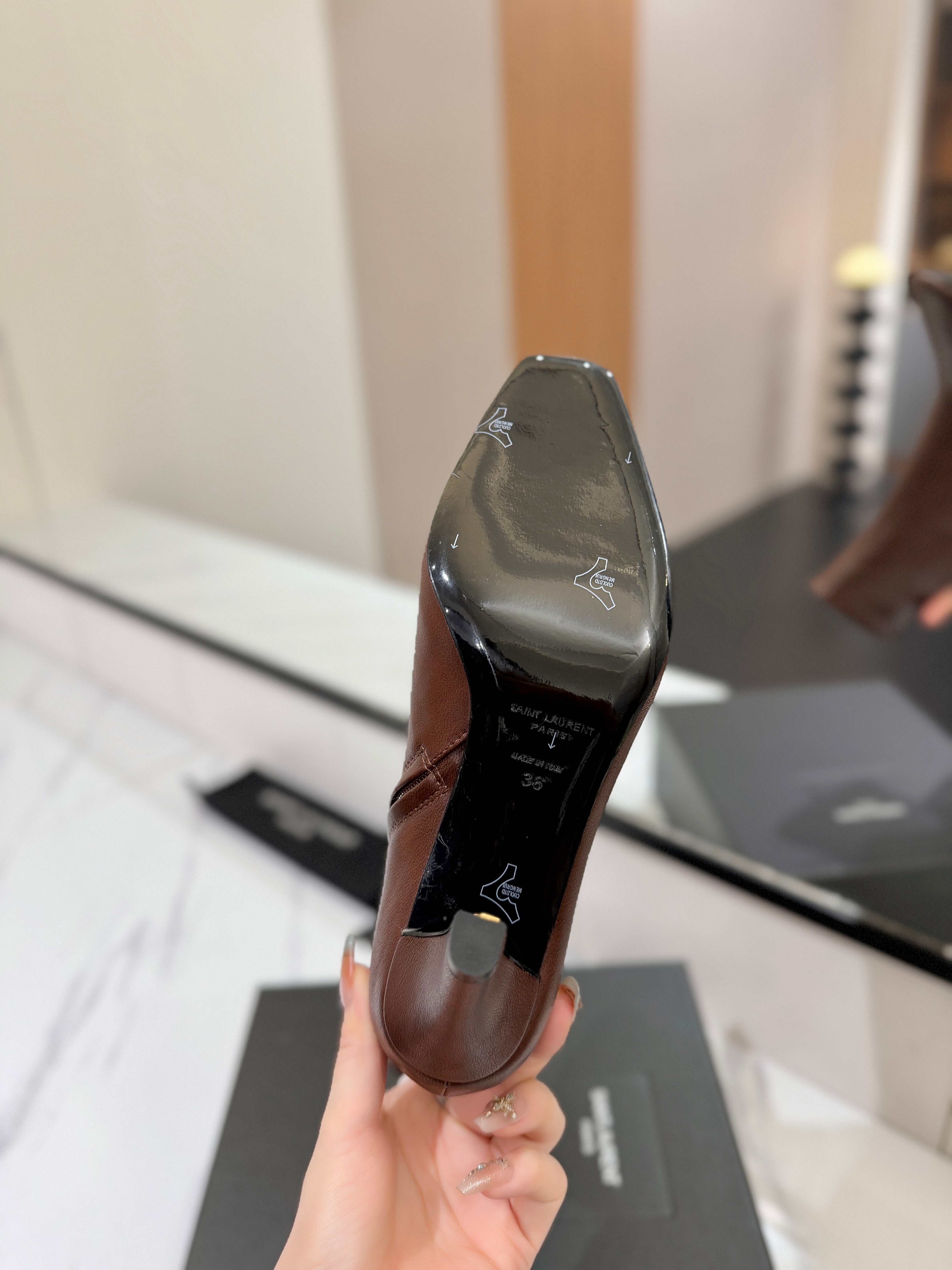 YSL 25  High-heeled Boot Brown Cowhide 520776