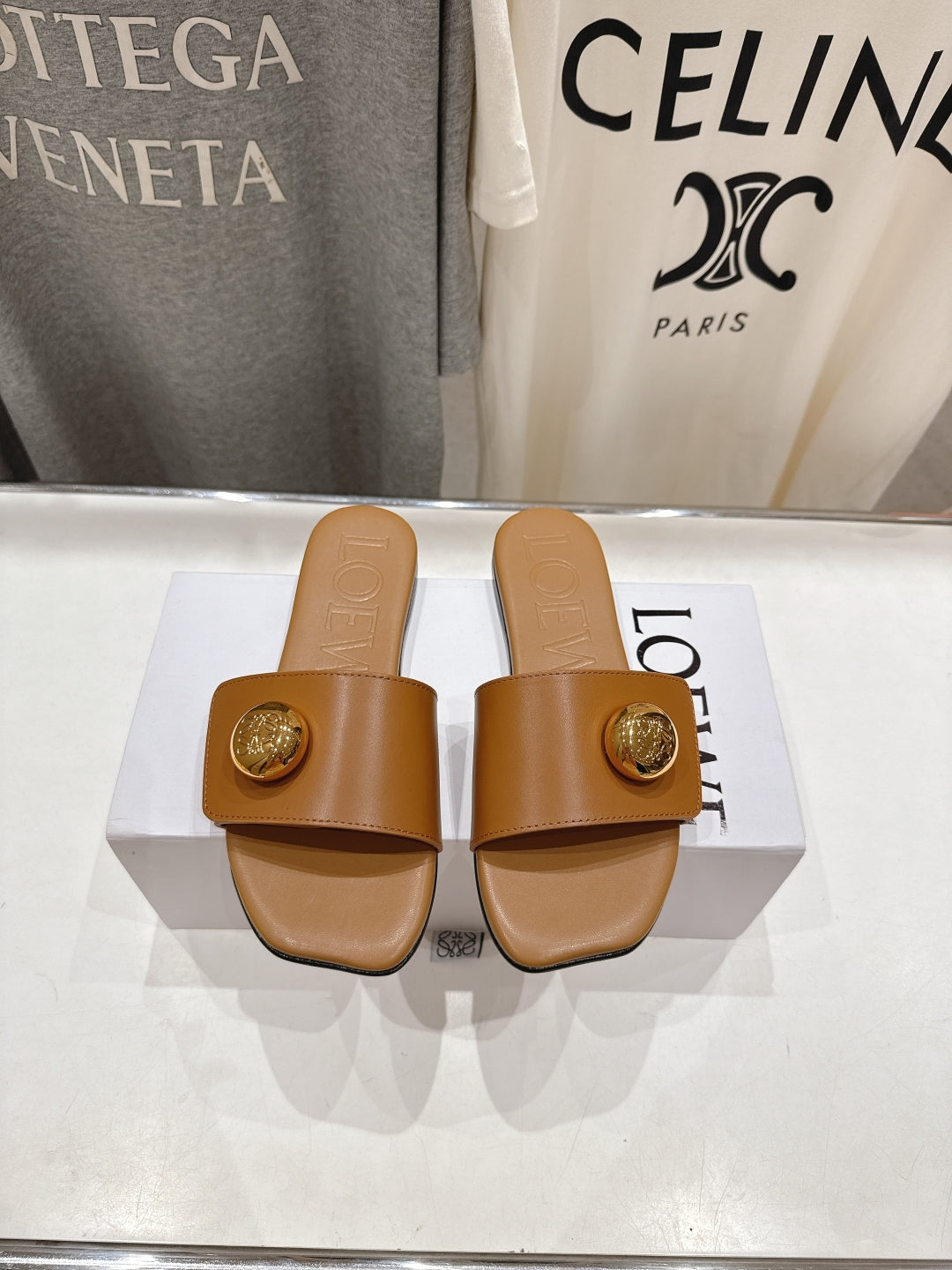 Loewe 25 Pebble Slide Brown Calfskin