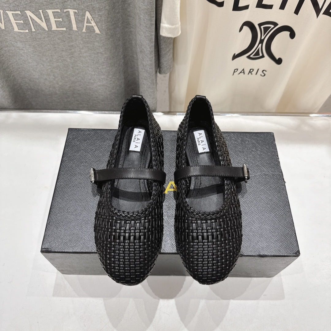 ALAIA MARY JANE FLATS black woven calfskin pattent