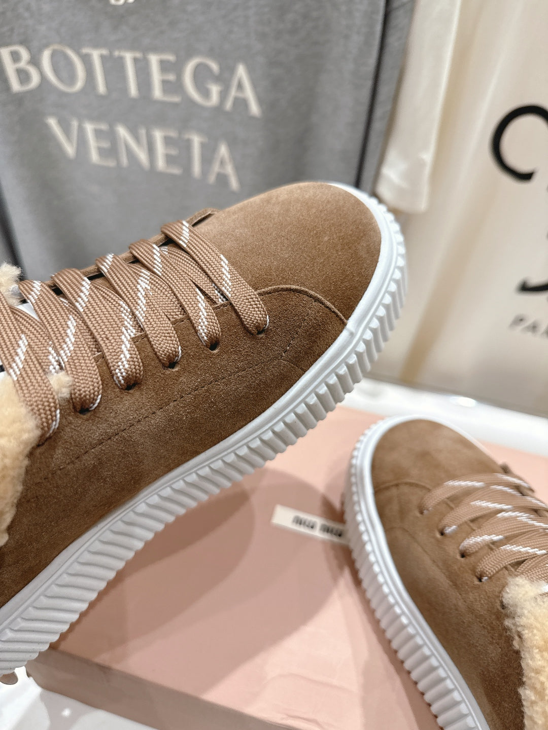 MiuMiu 25 Sneaker Light Brown Beige Cowhide Fur 535588