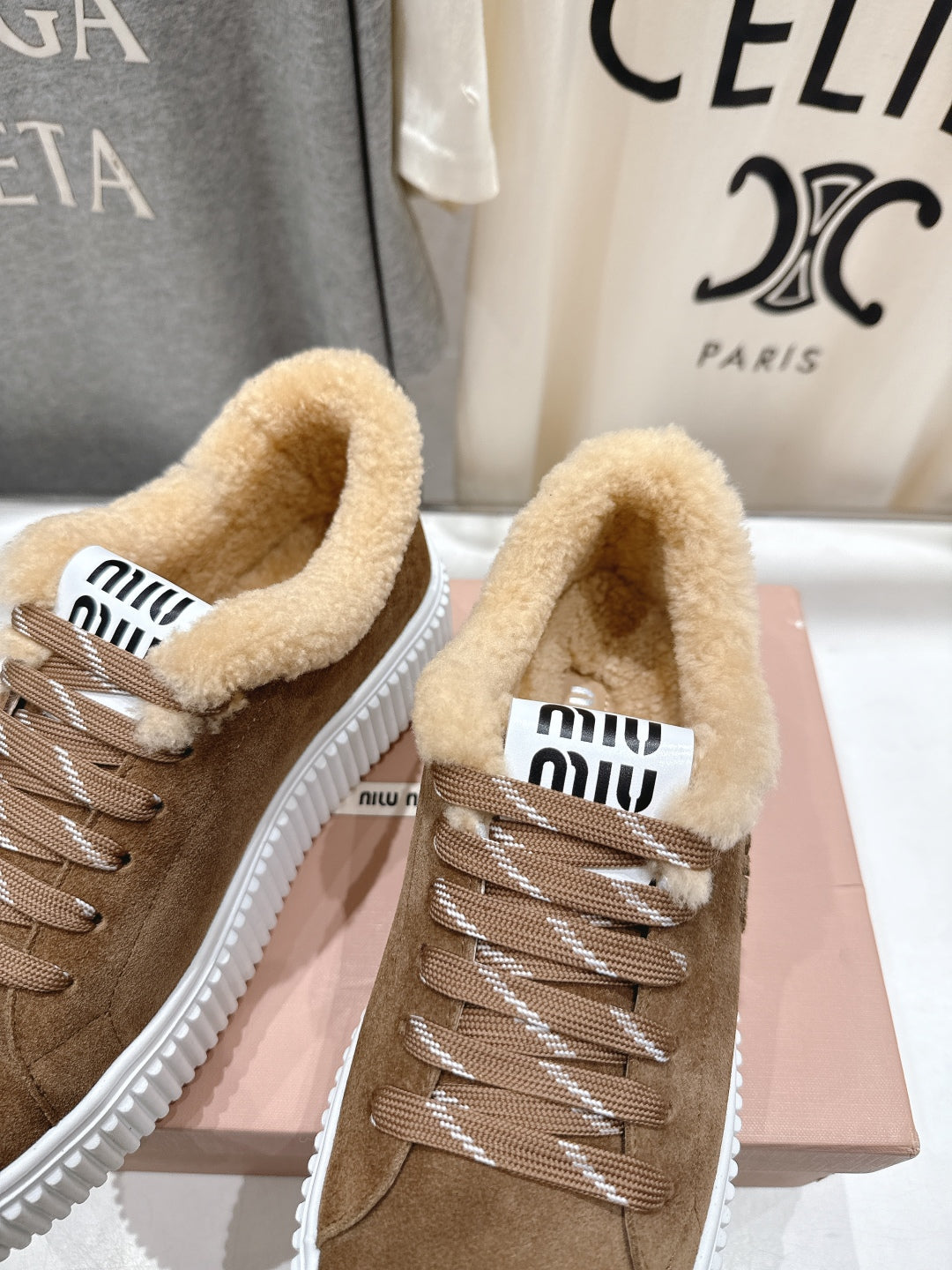 MiuMiu 25 Sneaker Light Brown Beige Cowhide Fur 535588