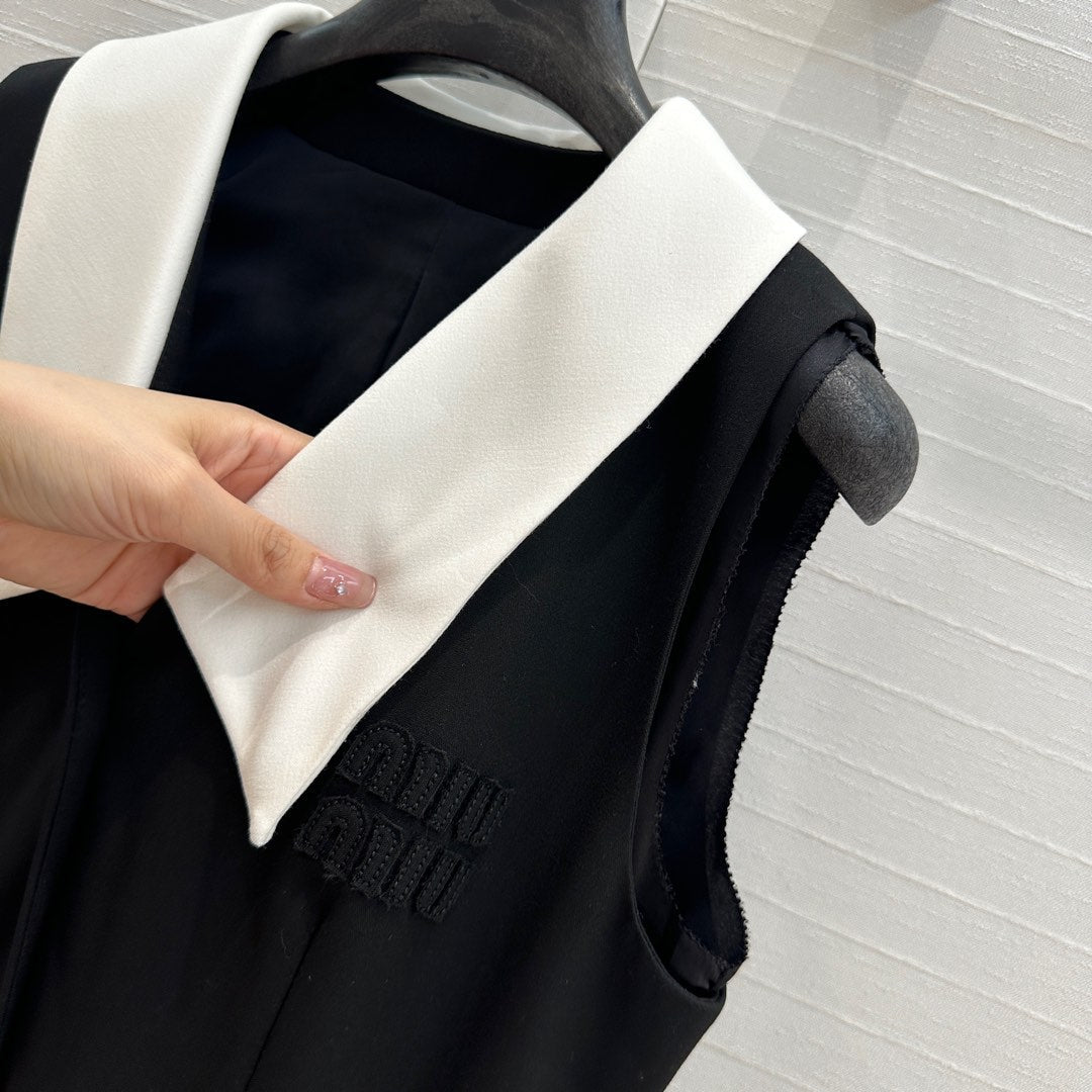 Miu Miu Sleveeless Dress Black Polyester Fiber