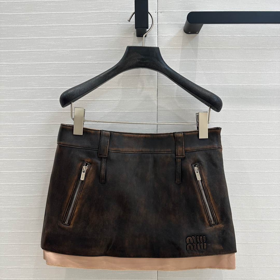Miu Miu 25 Short Skirt Black Brown Sheepskin
