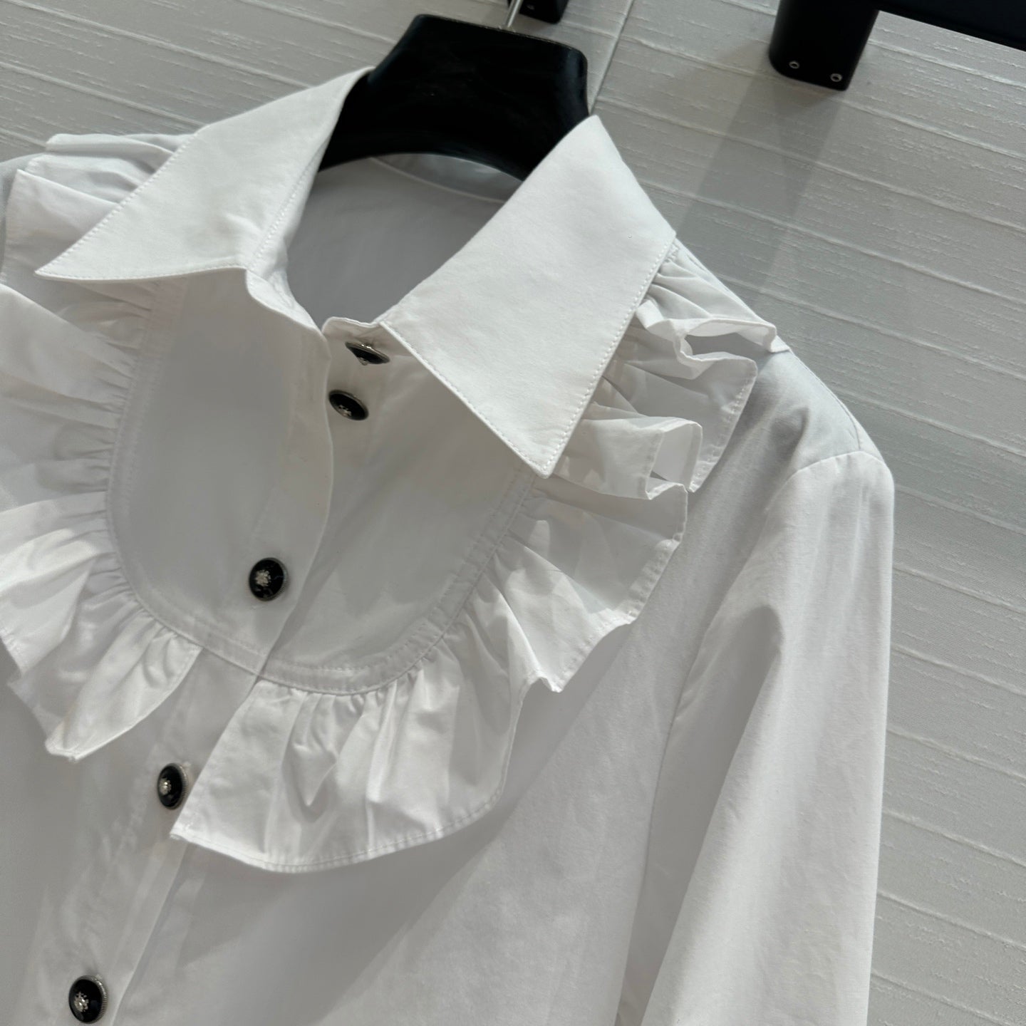 CC 25 Lace Collor Shirt White Cotton