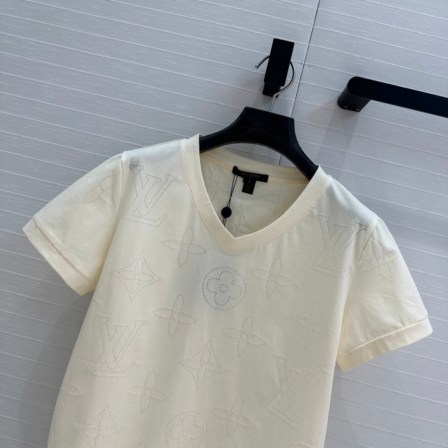 LV  Classic V-neck T-Shirt White Cotton
