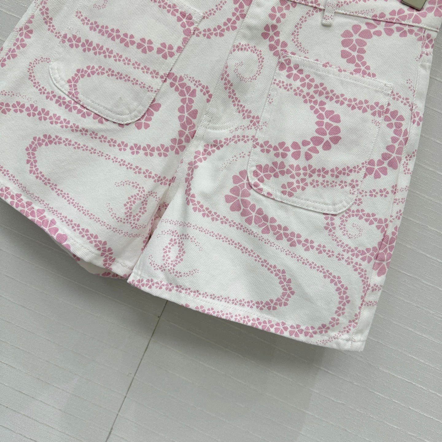 CC 25 Printed Denim Short Pink White Cotton