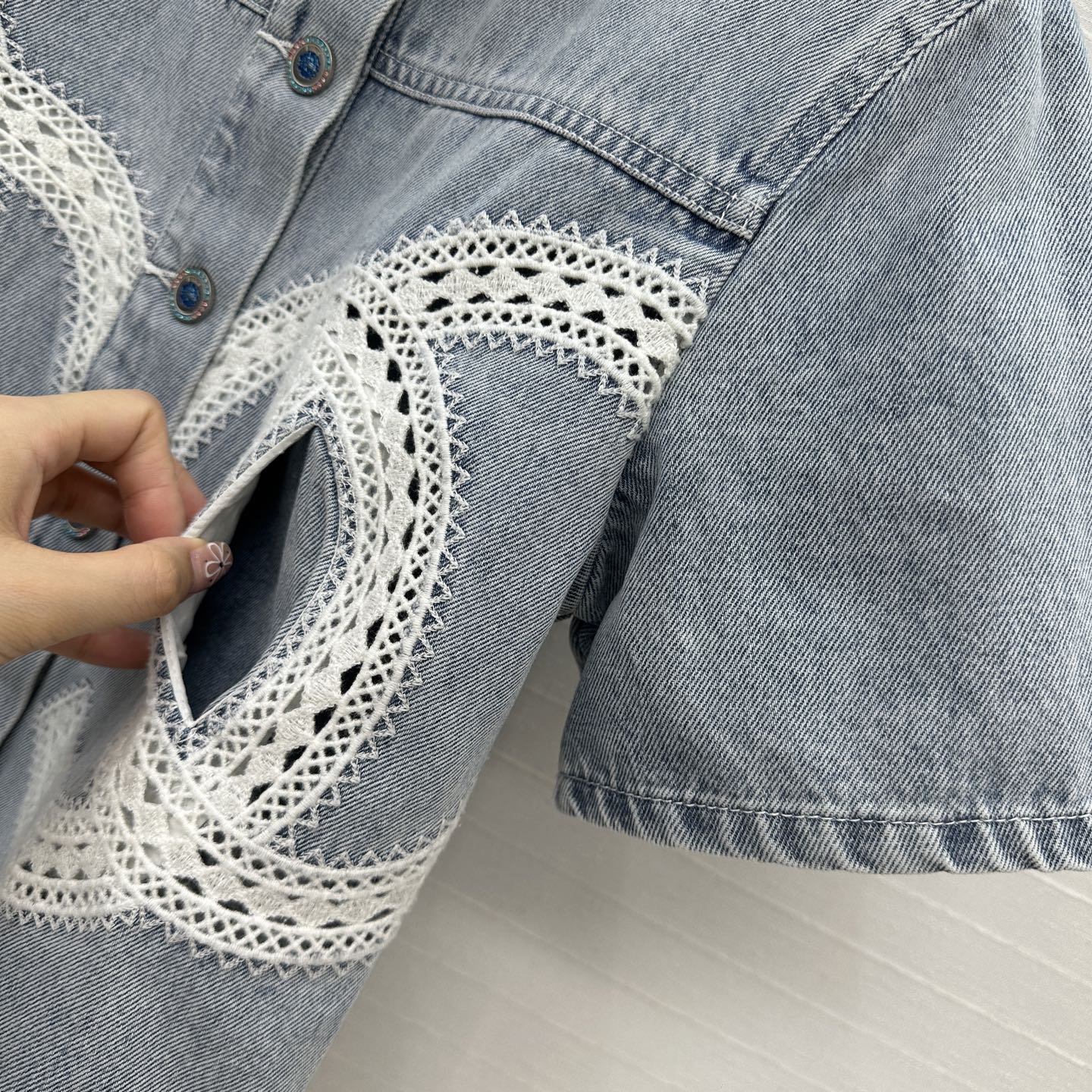 CC 25 Round Neck Short-sleeved Jacket Light Blue Denim Cotton