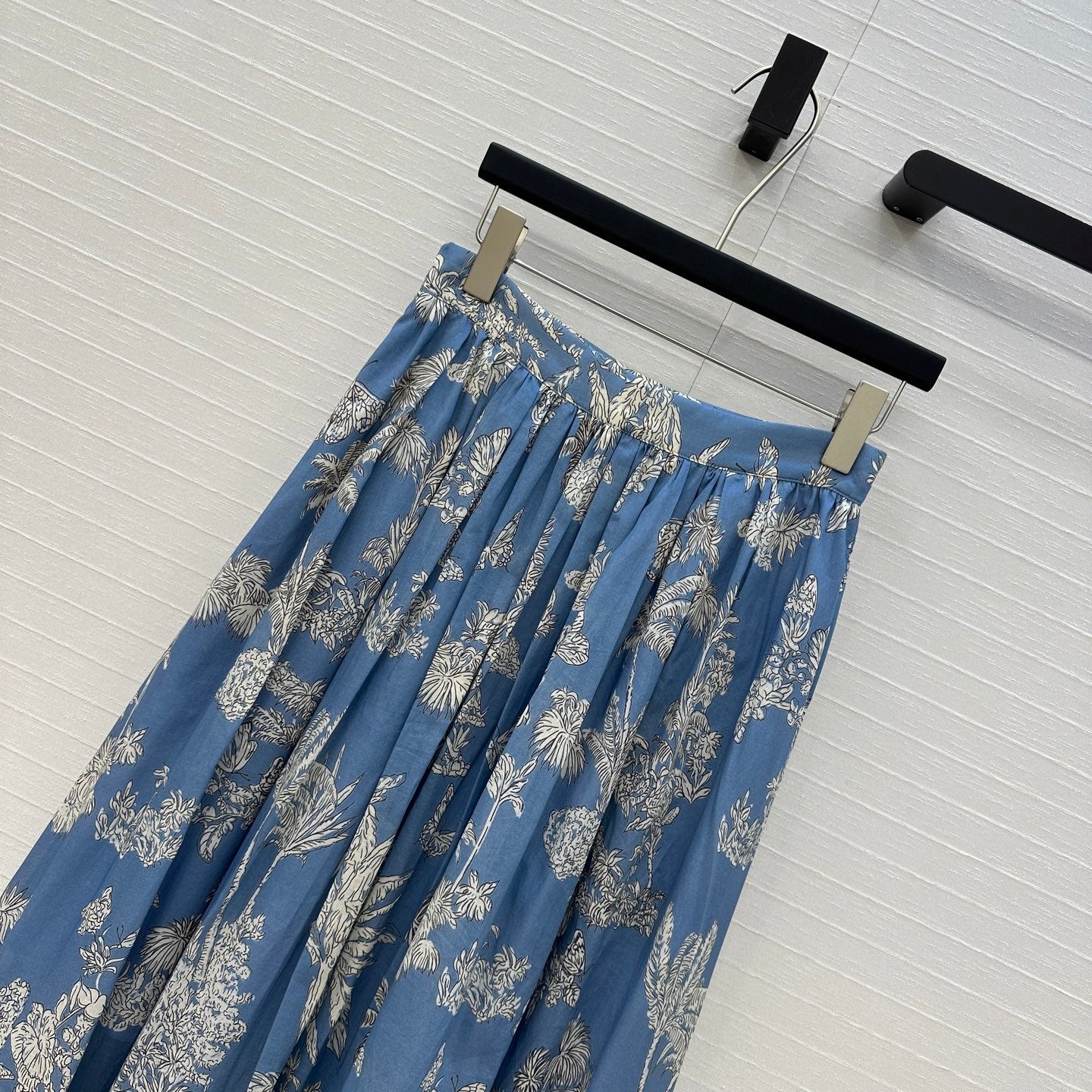 CD 25 Pleated Flared Forest Long Skirt Blue White Cotton