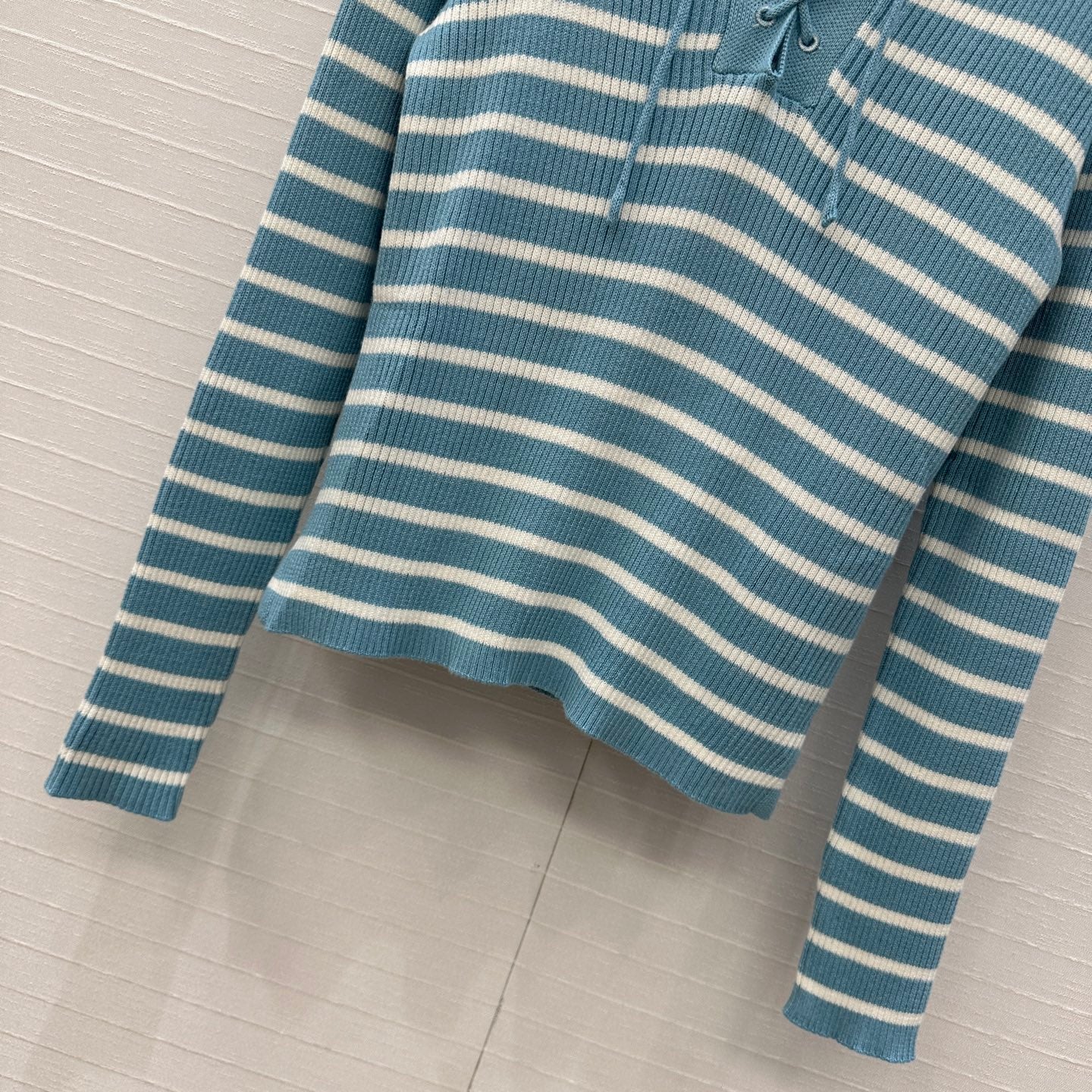 CD Navy Style Collared Sweater Ligth Blue mix White Wool