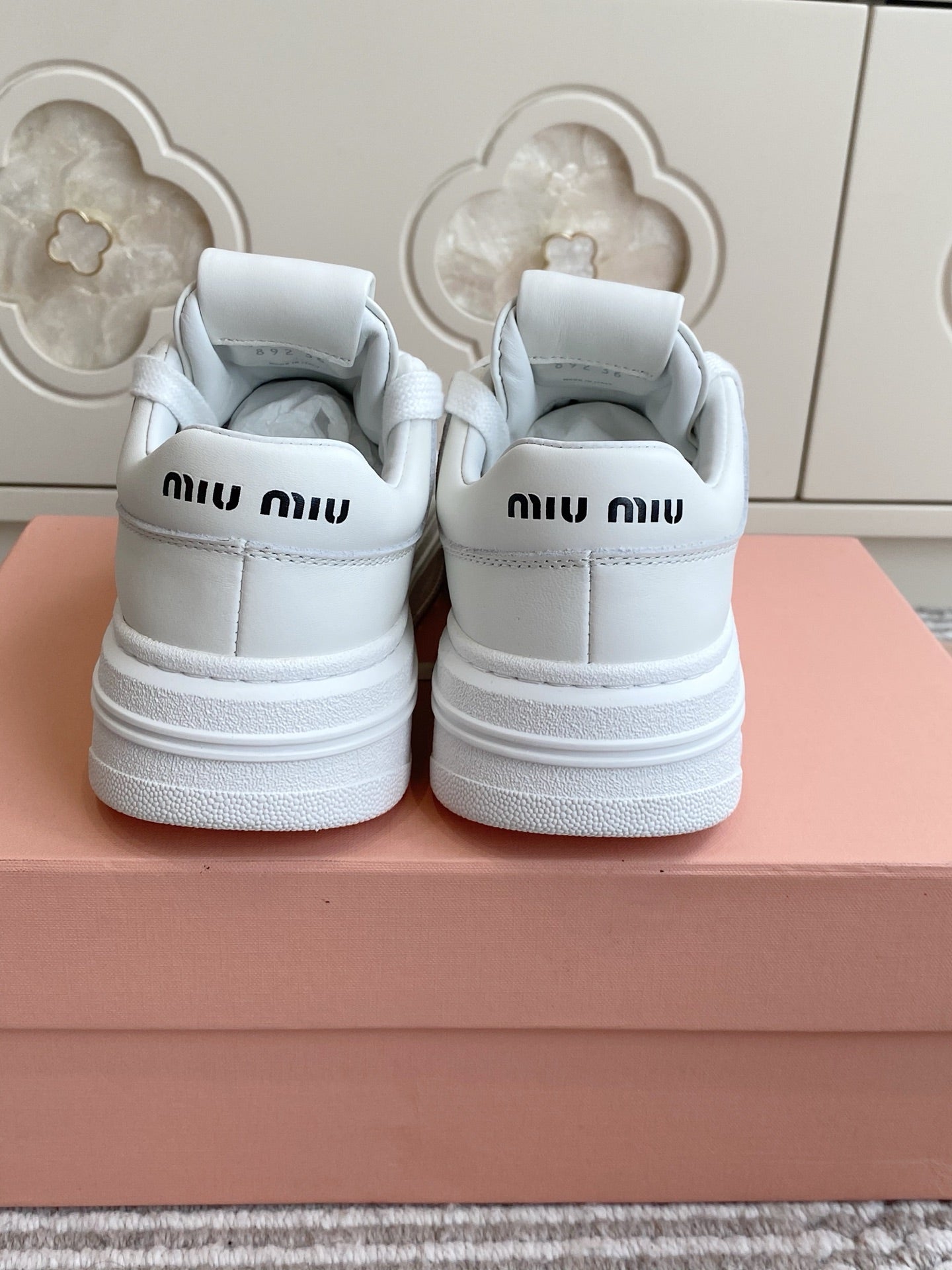 Miumiu 2026 Classic Platform Lace-up Sneakers White Sheepskin 955665