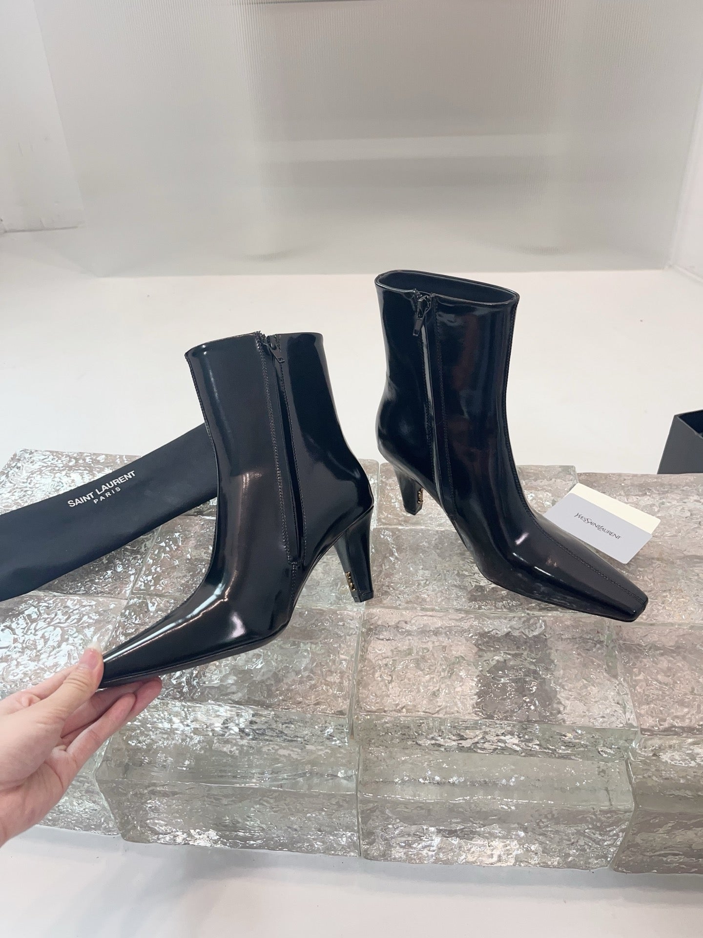 YSL 25  High-heeled Boot Black Cowhide 522267