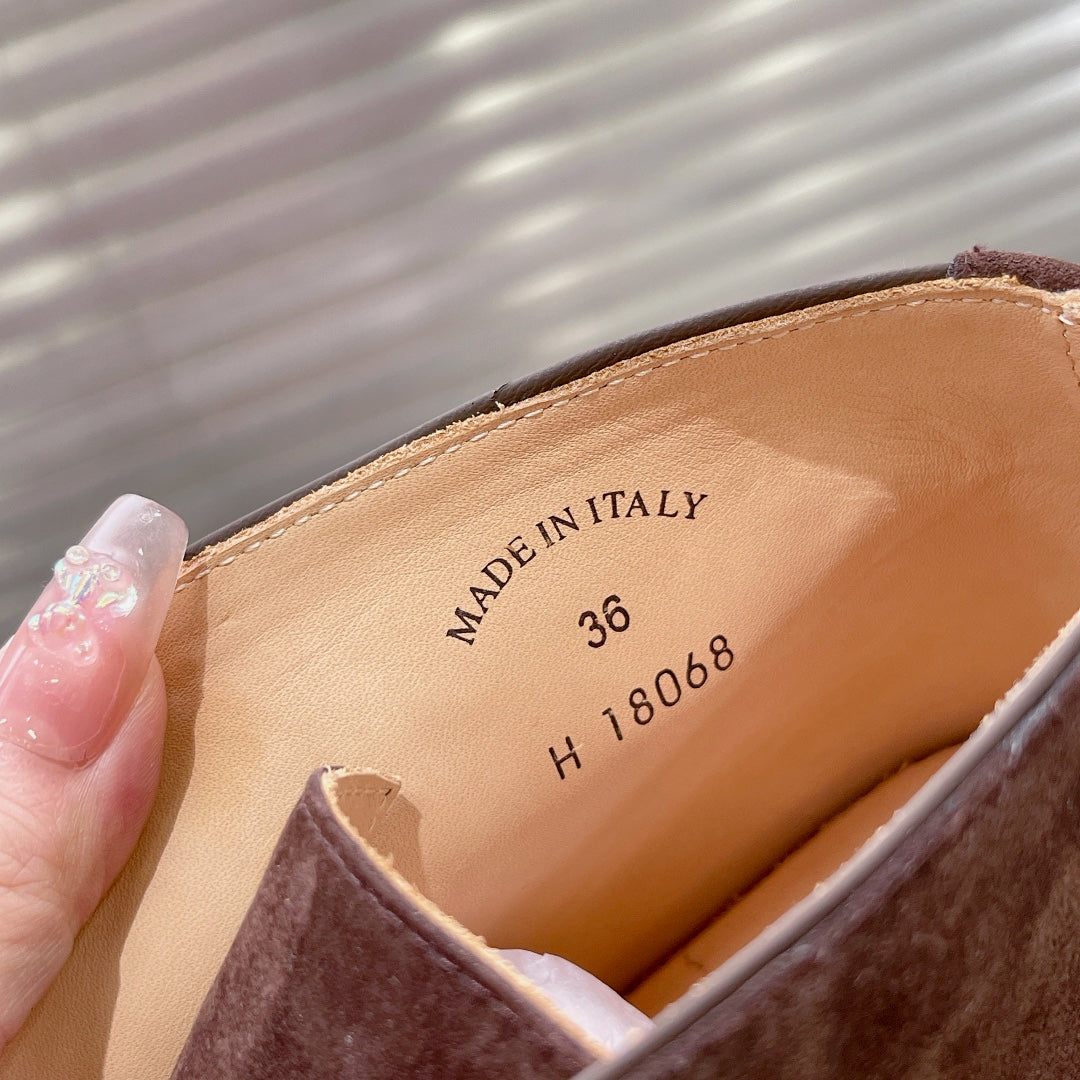 open walk chukka boot limo suede