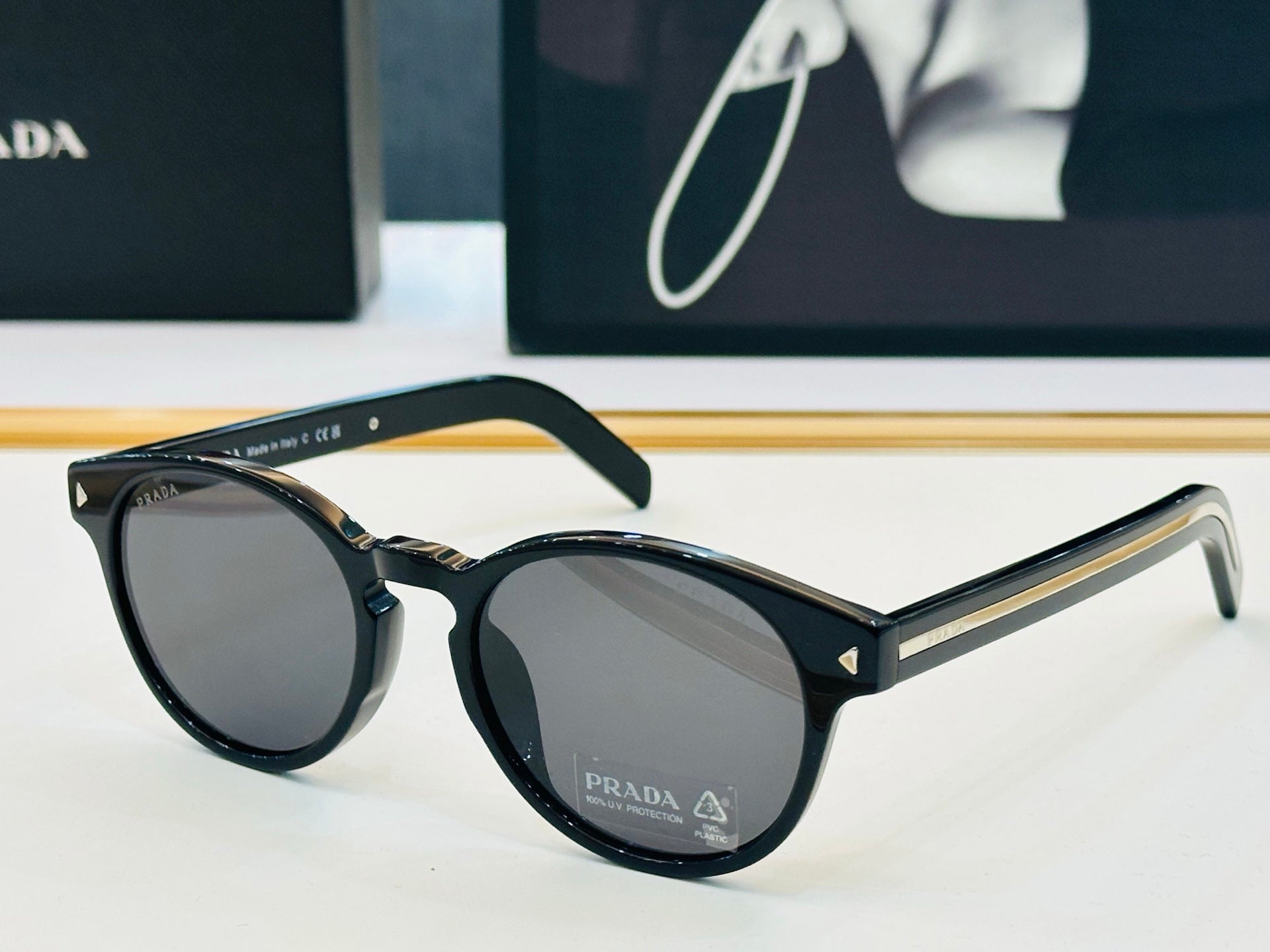 Prada Sunglasses 715001