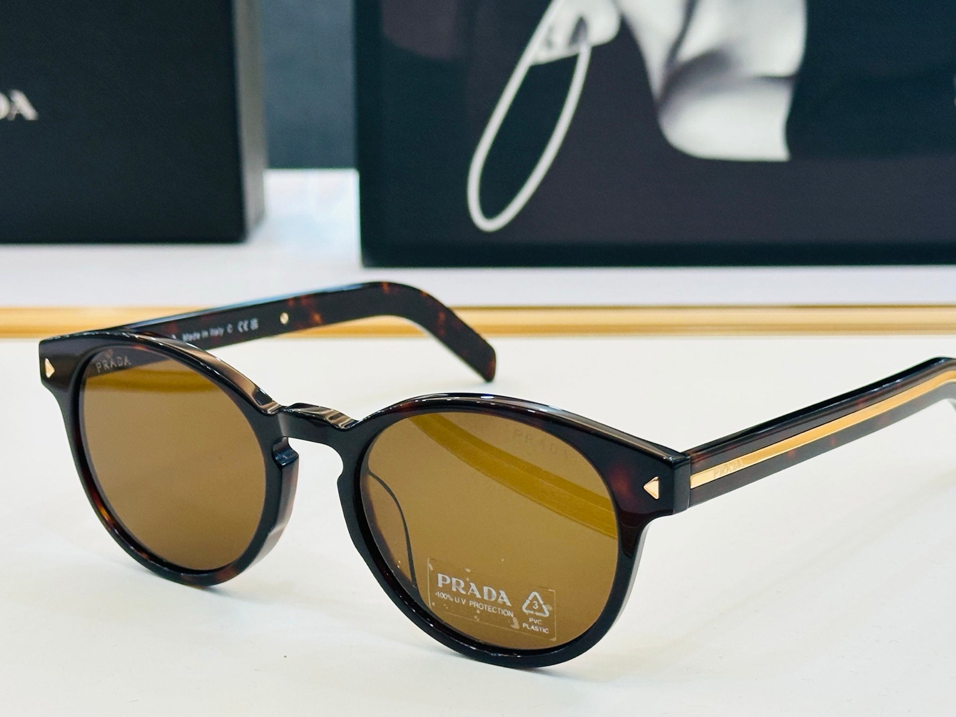 Prada Sunglasses 715001