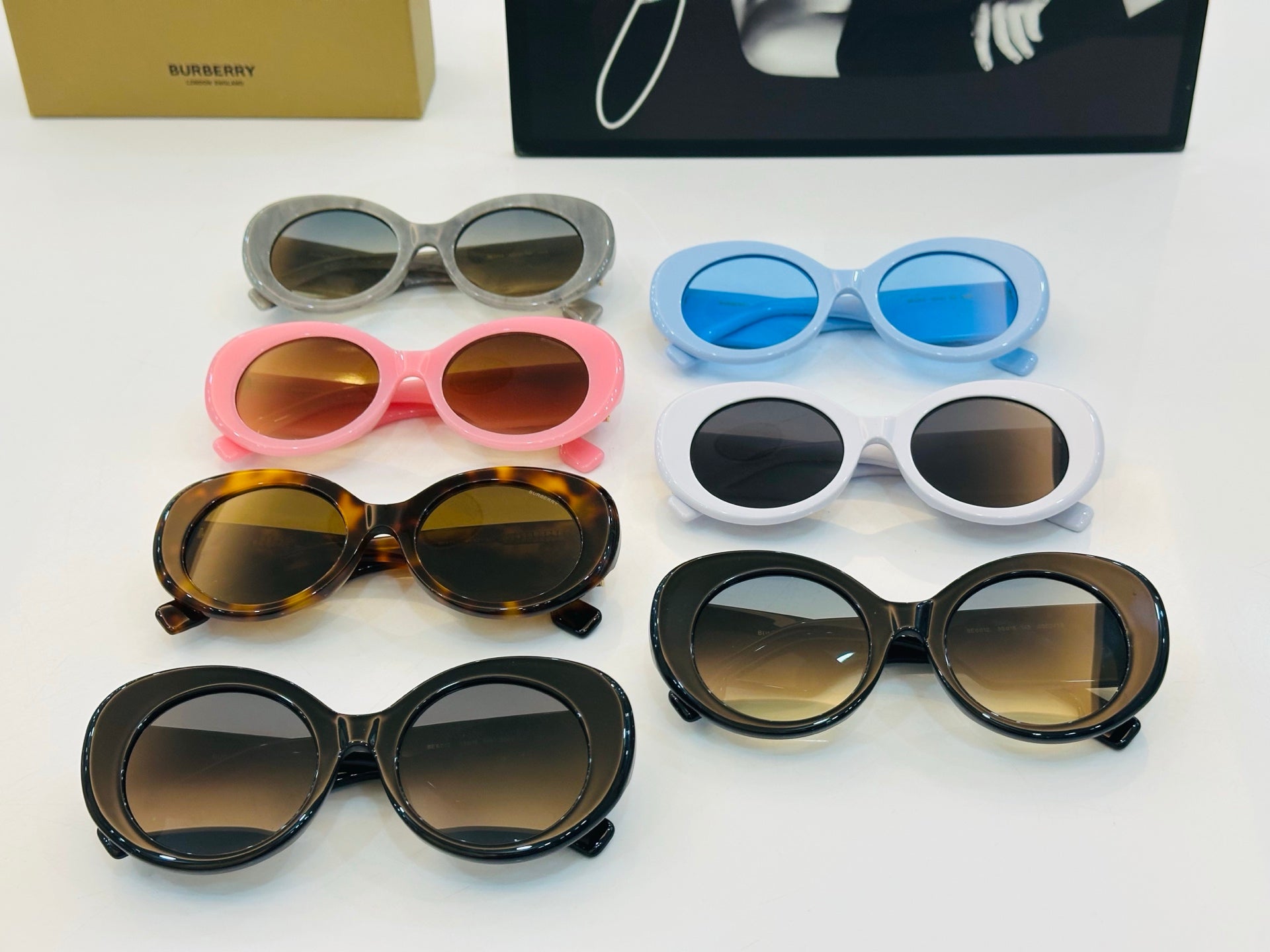 Burberry Sunglasses 715004