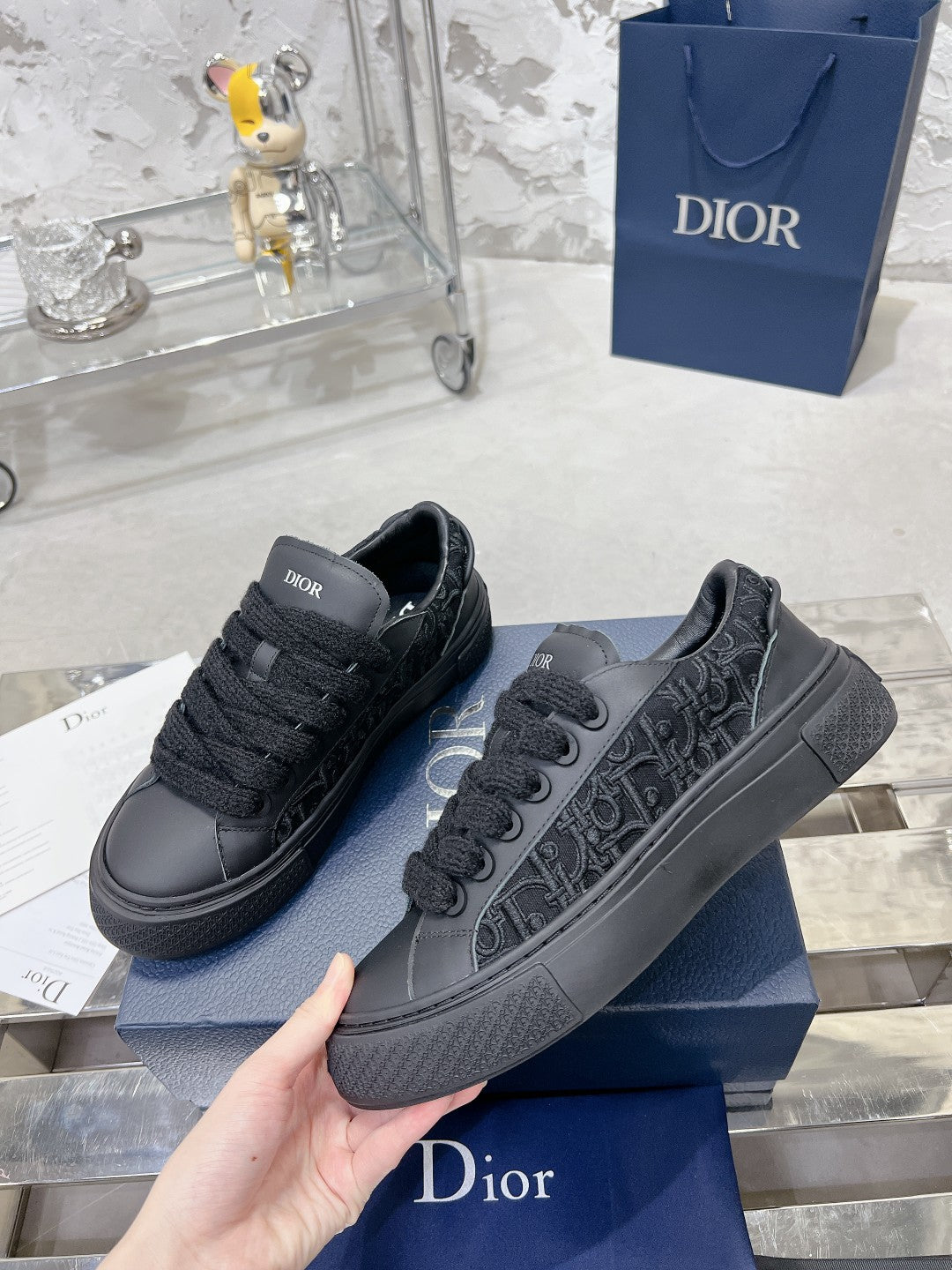 CD B33 Sneaker 30mm In Black Calfskin 100668