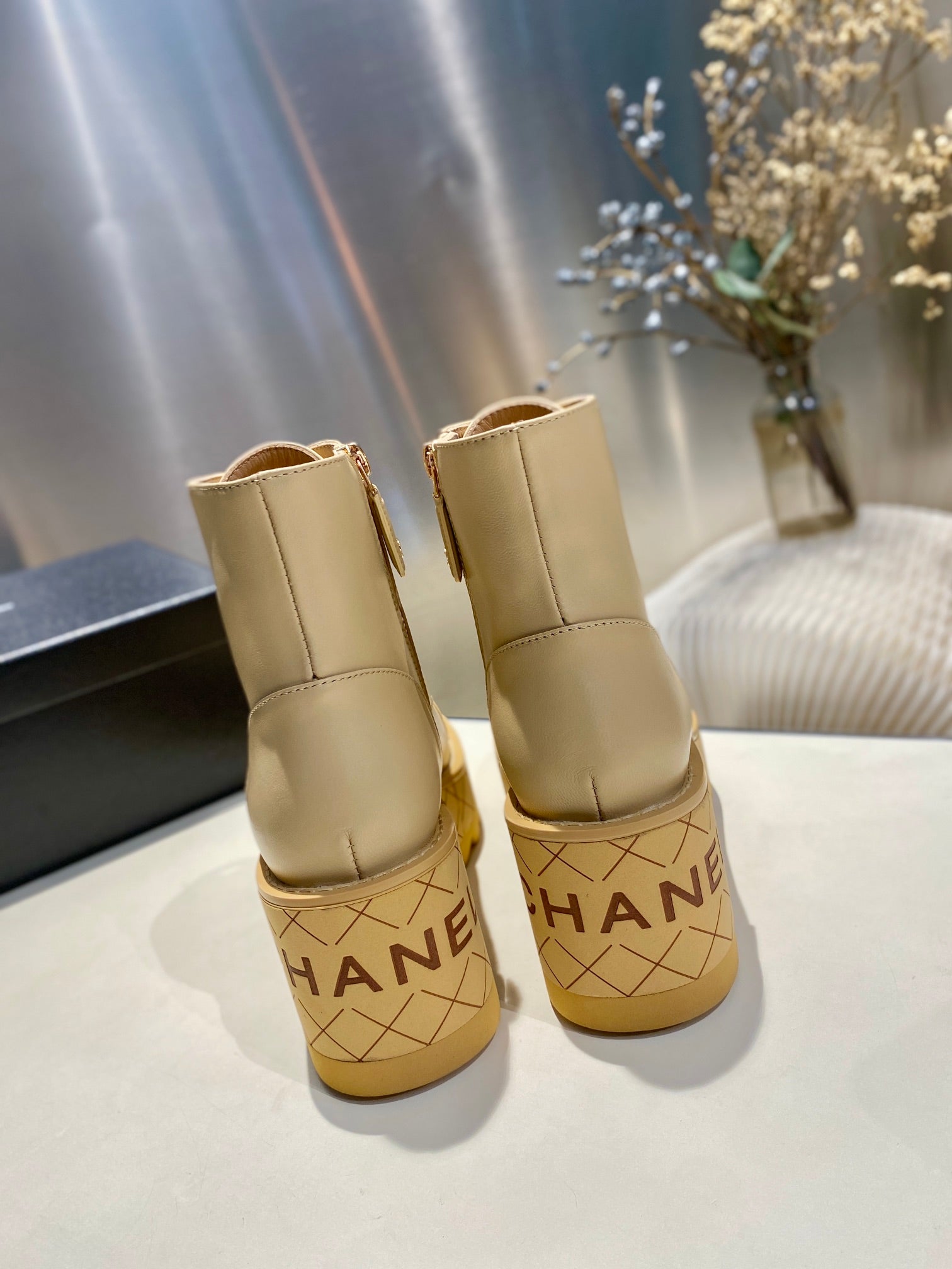 CC Ankle Boots 100m Beige Lambskin