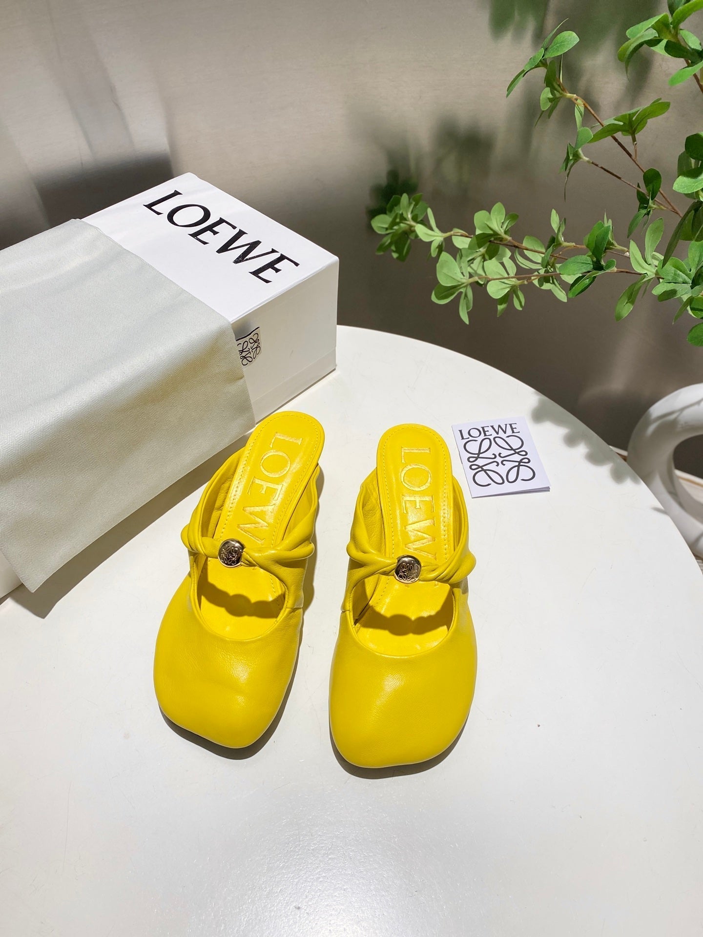 Loewe 25 Pebble Mule Yellow Lambskin
