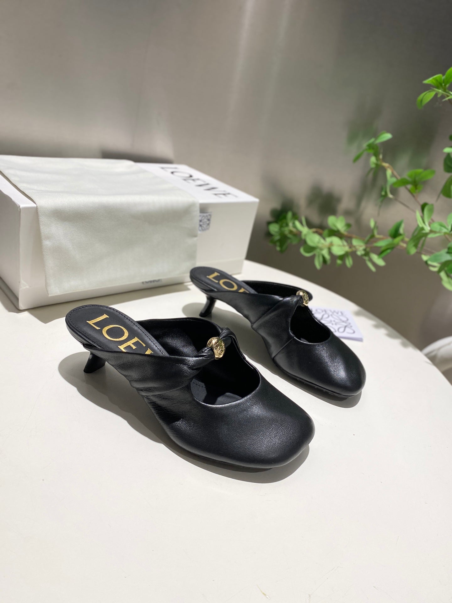 Loewe 25 Pebble Mule Black Lambskin