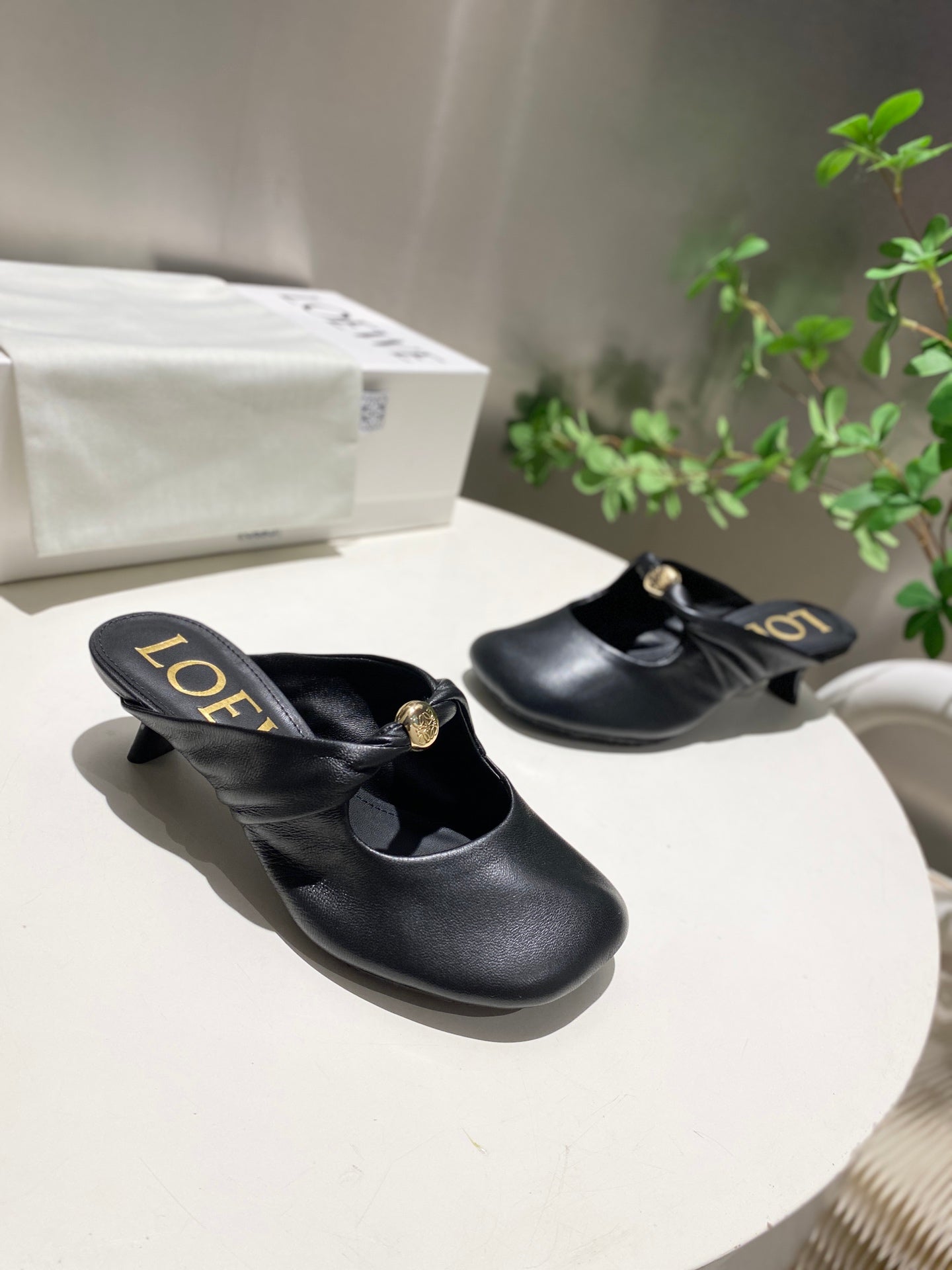 Loewe 25 Pebble Mule Black Lambskin