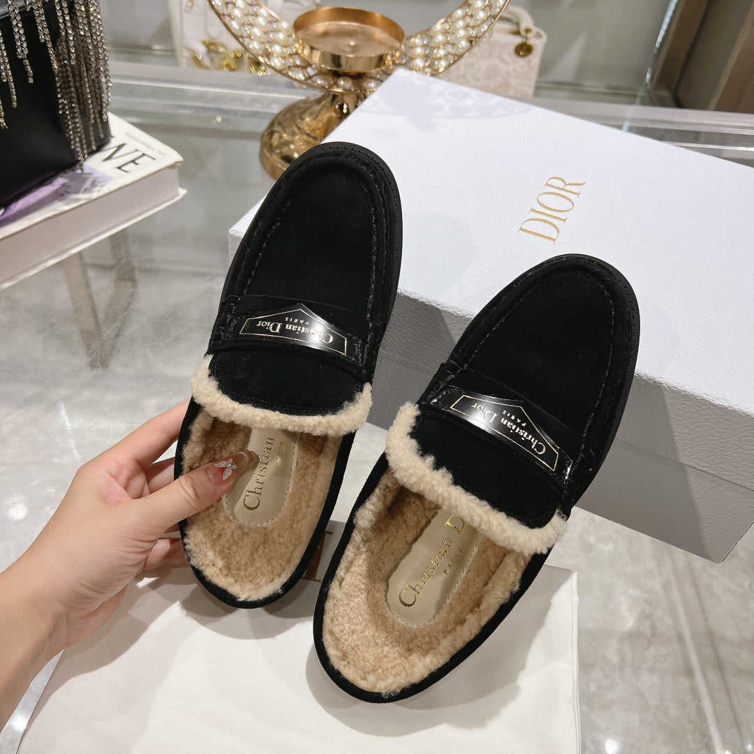 CD Boy Mule In Black Suede With Fleece Lining  996448