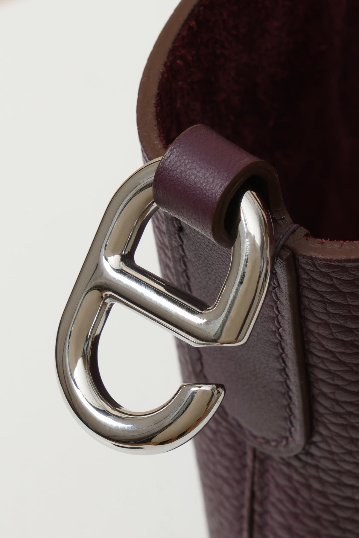 High-end Hermes 2026 In The Loop Bag 22cm Grape Purple Taurillon Clemence leather