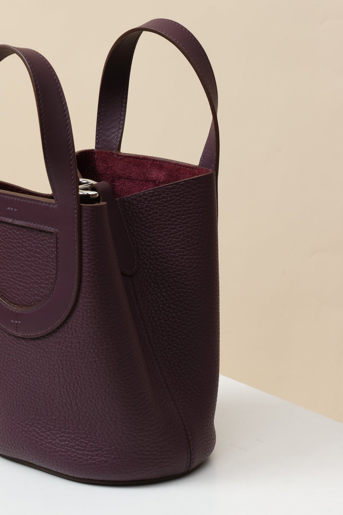 High-end Hermes 2026 In The Loop Bag 22cm Grape Purple Taurillon Clemence leather
