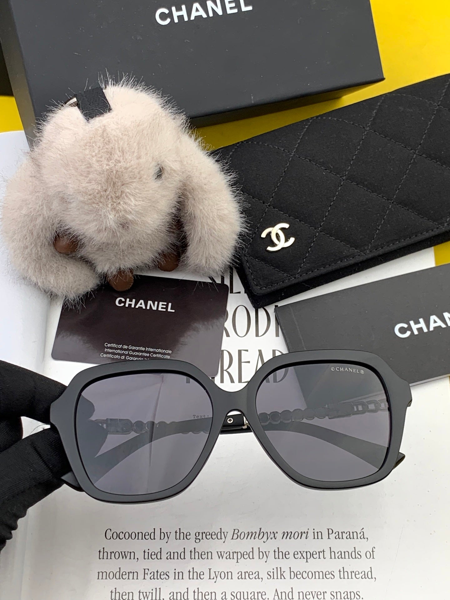 Chanel Sunglasses 560786