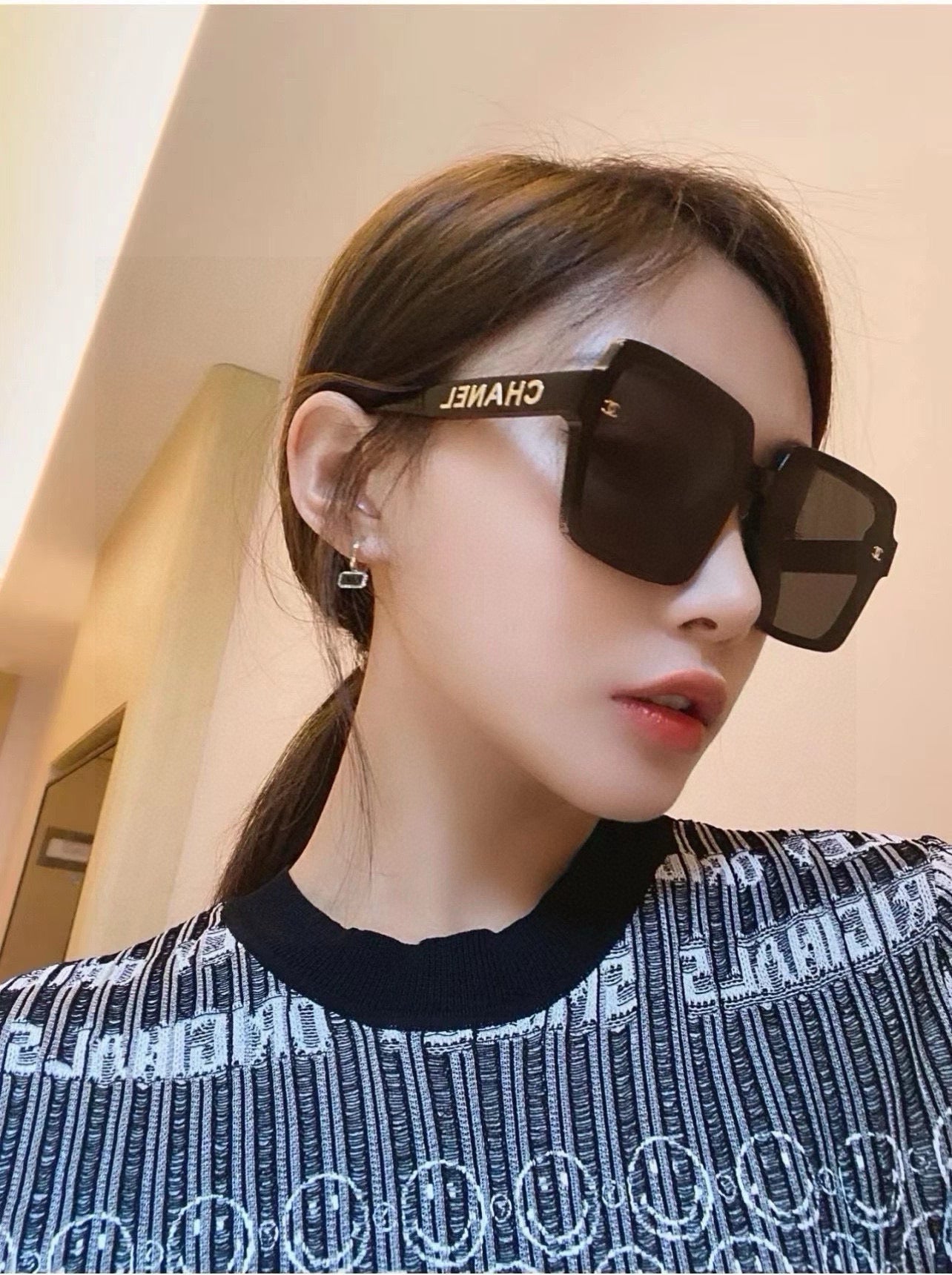 Chanel Sunglasses 558389