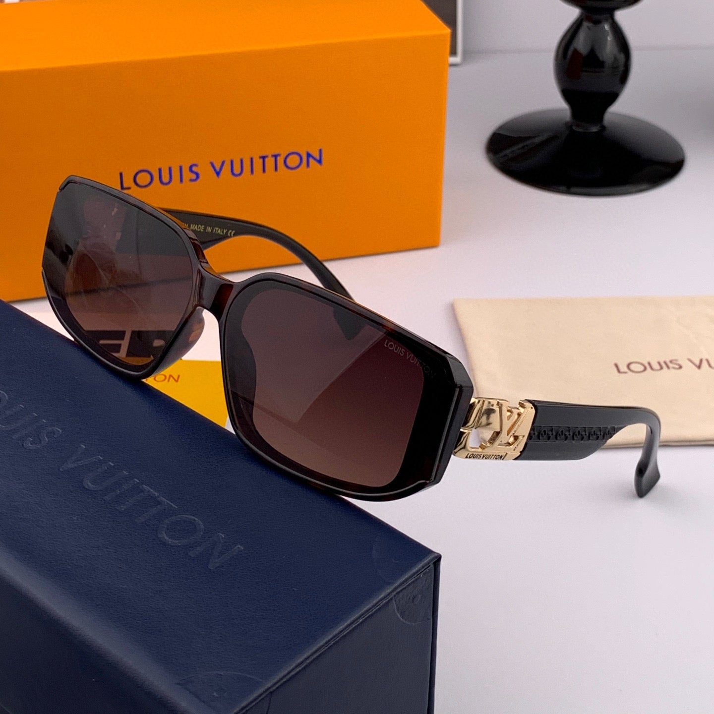 SQUARE SUNGLASSES L5551 IN ACETATE