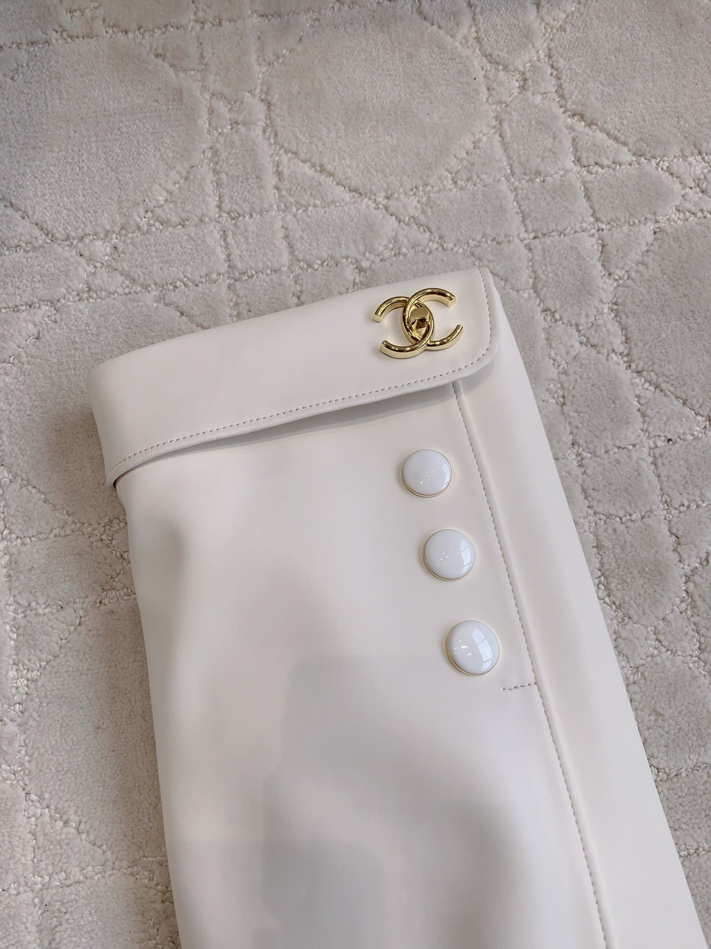 CC 25 Buttoned Boot White Calfskin 516647