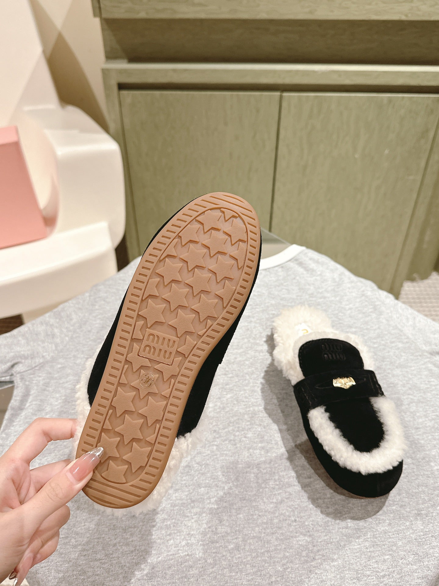 Miu Mule Half Fur  Black Suede