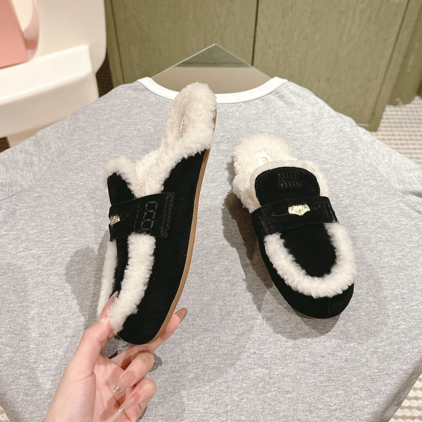 Miu Mule Half Fur  Black Suede