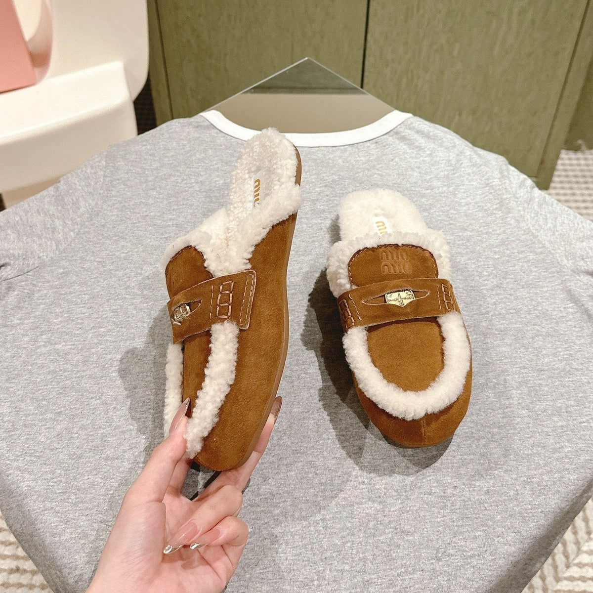 Miu Mule Half Fur Caramel Suede