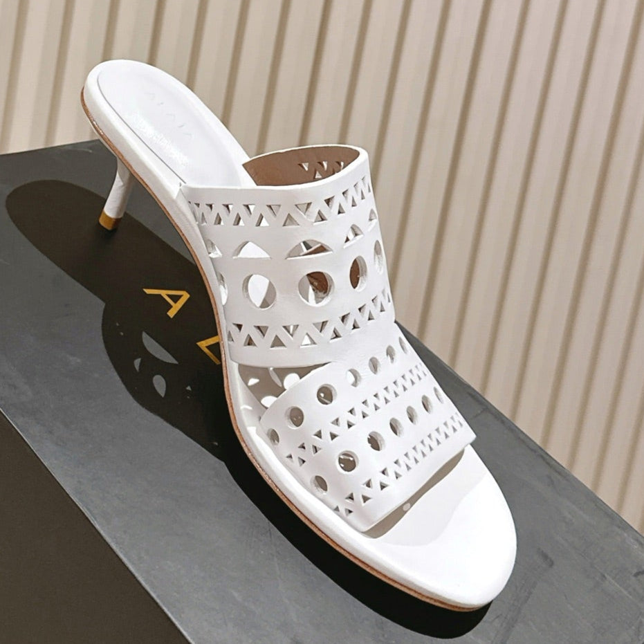 Alaia 2025 Vienne Cutout Kitten-Heel Slide Sandals White Leather 293650